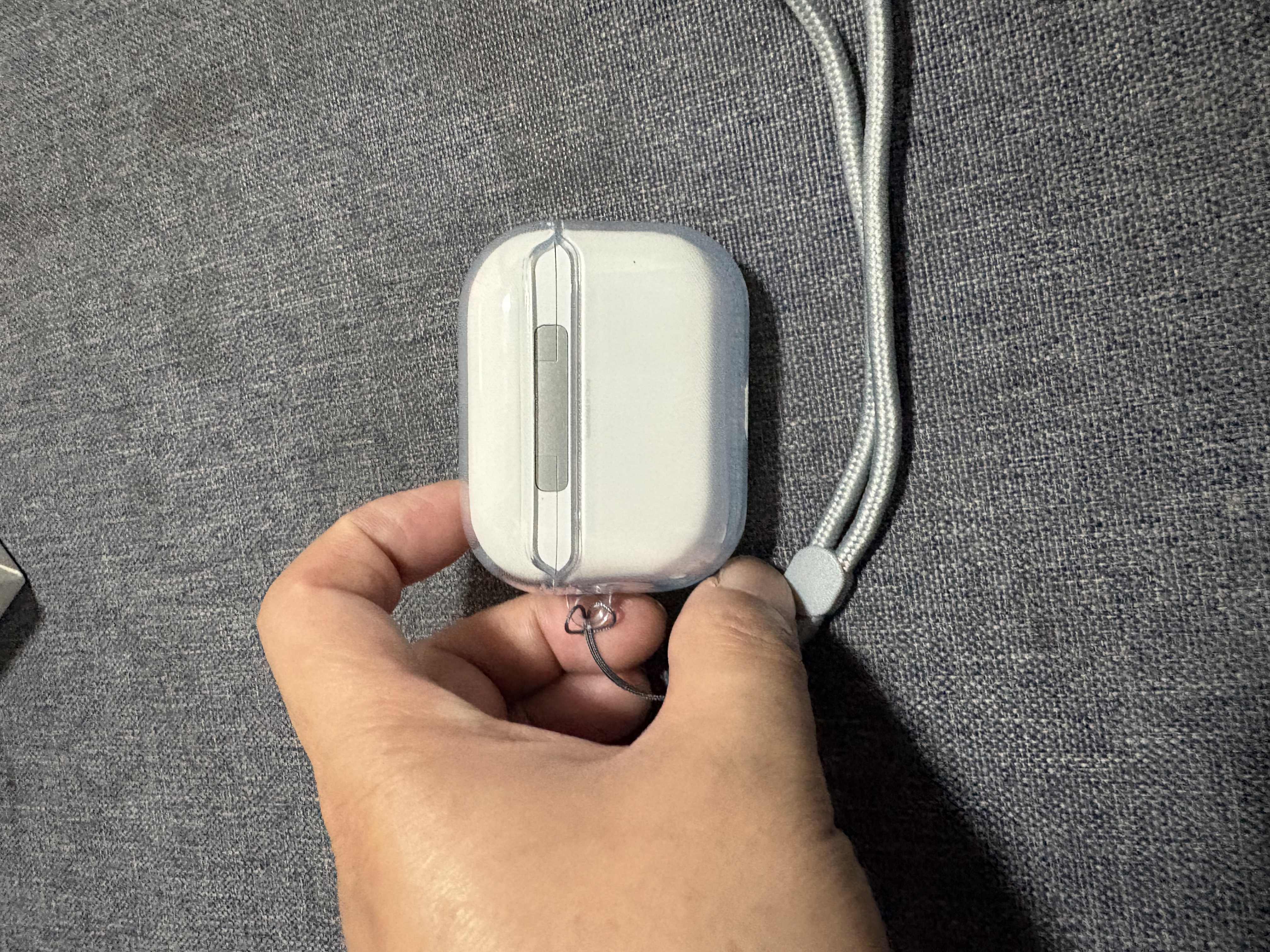 图拉斯【真机开模 | 热销爆款】适用air pods5/4保护套苹果AirPods五代四代透明硅胶三代防摔软壳男女 AirPods Pro 3 【裸机美感 超薄透亮】无线充电丨附赠挂绳 实拍图
