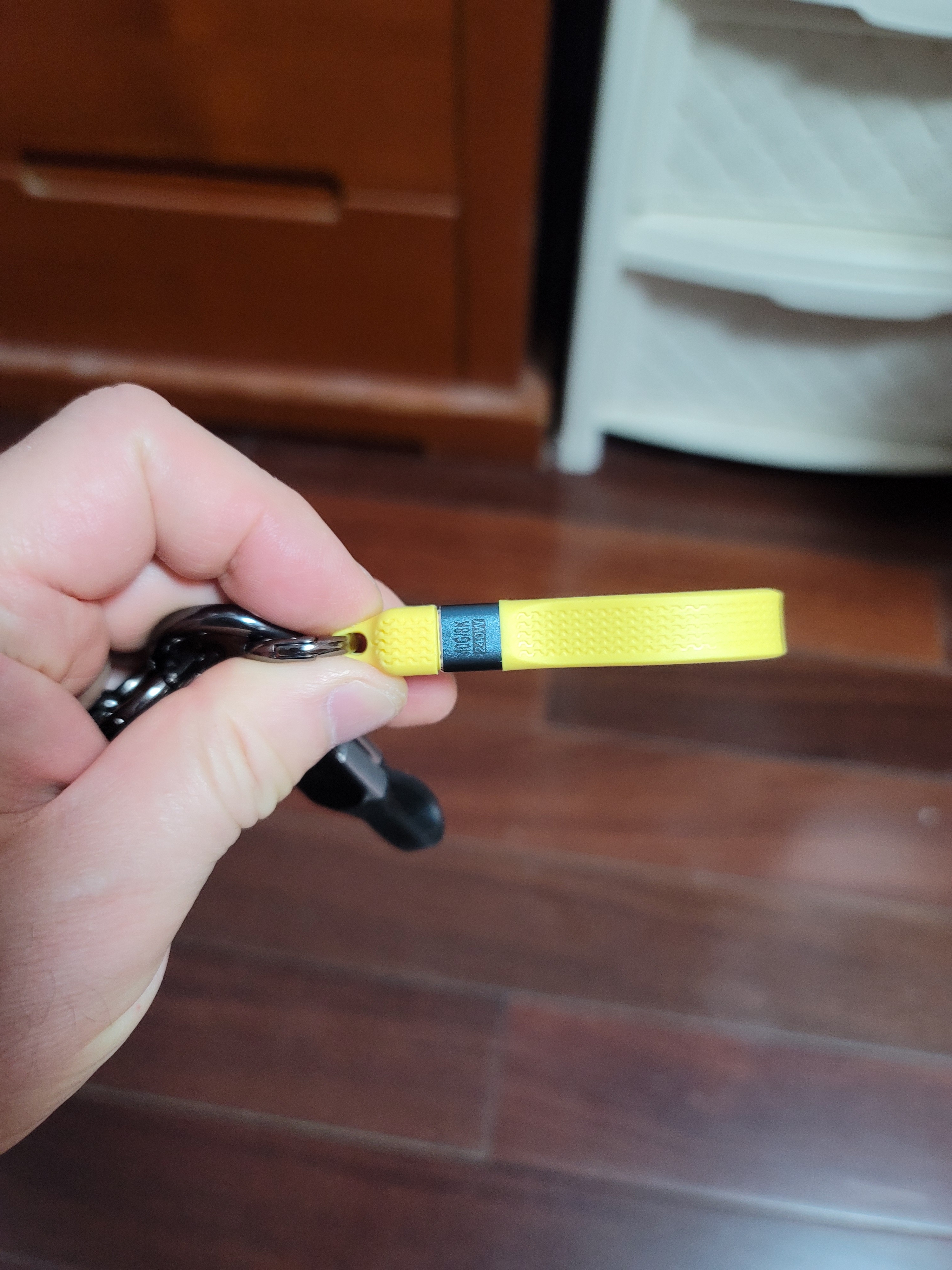 Smorss数据线Type-C全功能ctoc兼容雷电4双头短线240W快充40Gbps高速传输PD3.1适用手机电脑移动硬盘 黄 实拍图