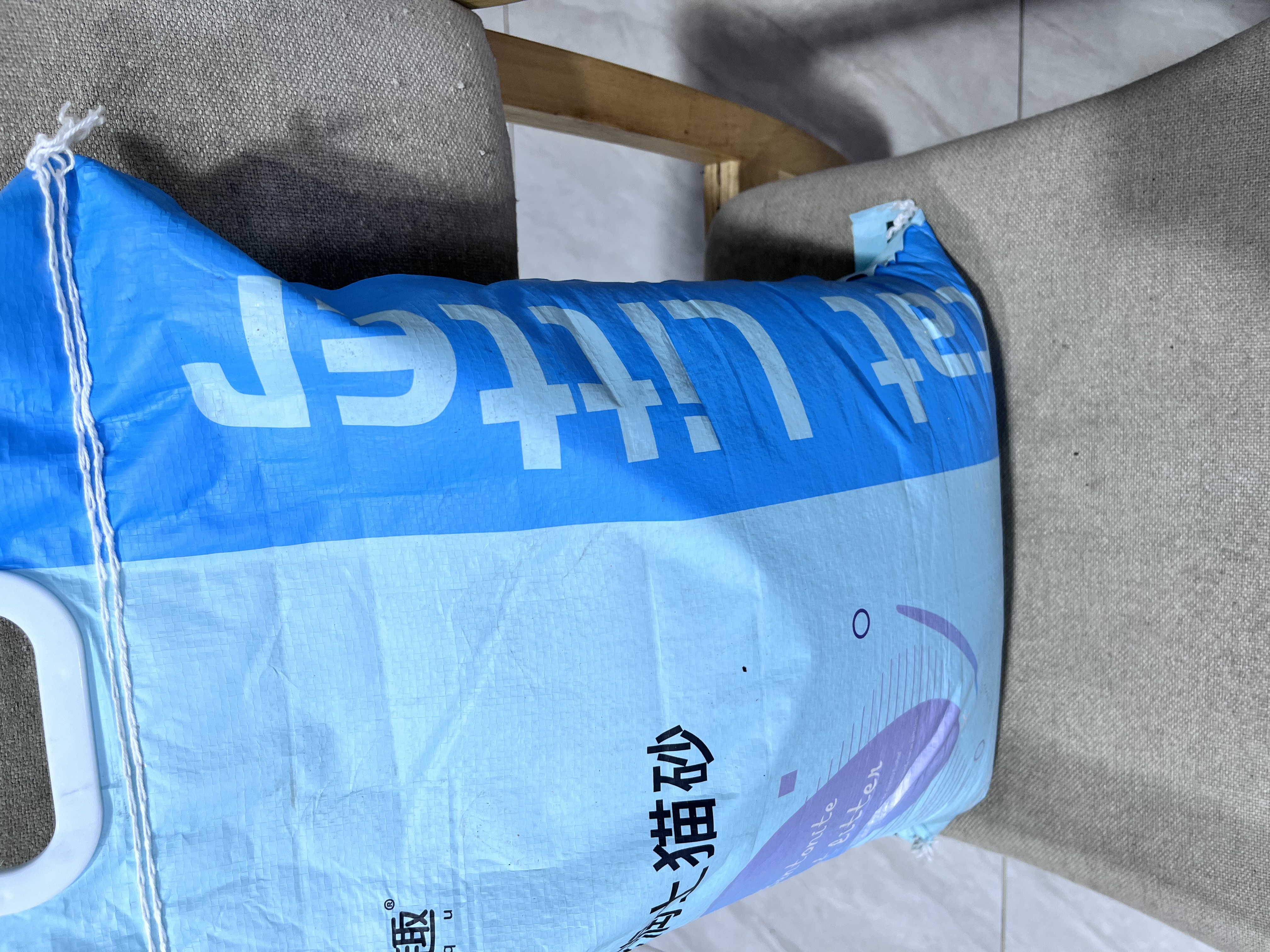 沃趣 猫砂20斤膨润土猫砂低粉尘咖啡香味除臭猫沙猫咪用品京东自营 实拍图