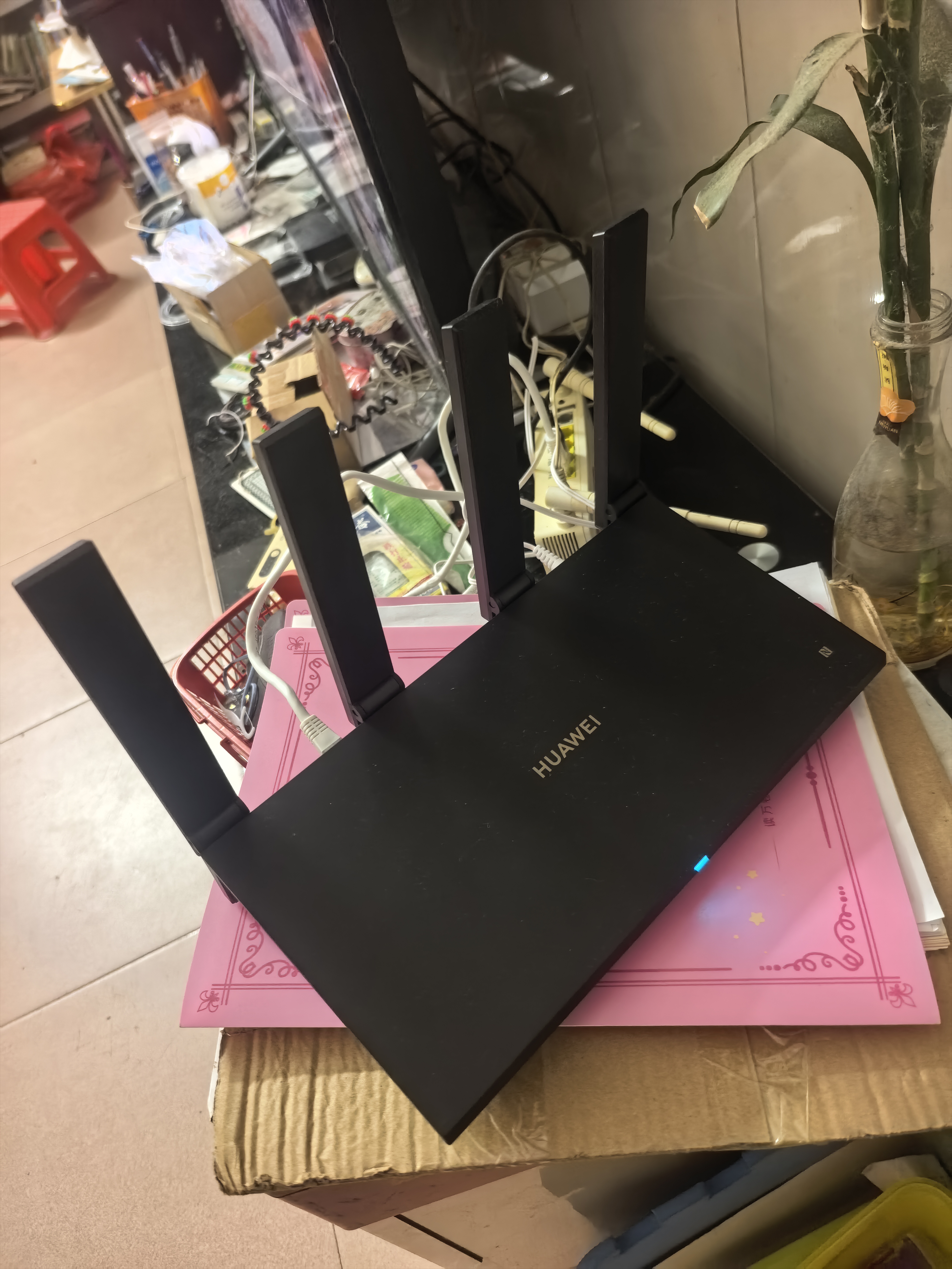华为路由AX6 new 黑色  Wi-Fi6+ 7200Mbps 千兆路由器 家用高速全屋覆盖大户型 wifi穿墙王 实拍图