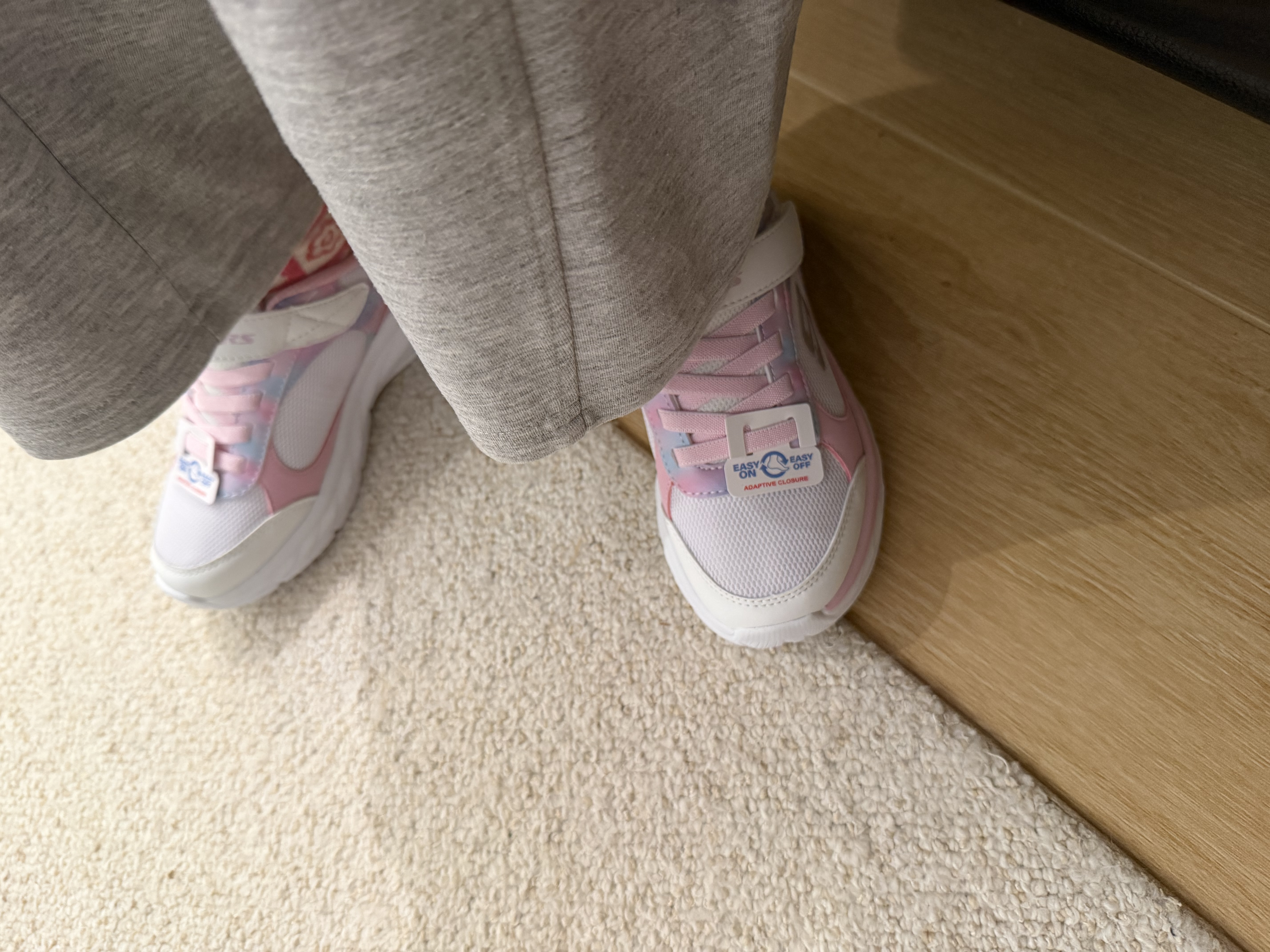 Skechers斯凯奇逐风体训鞋百搭舒适儿童时尚运动鞋休闲鞋303628L 实拍图