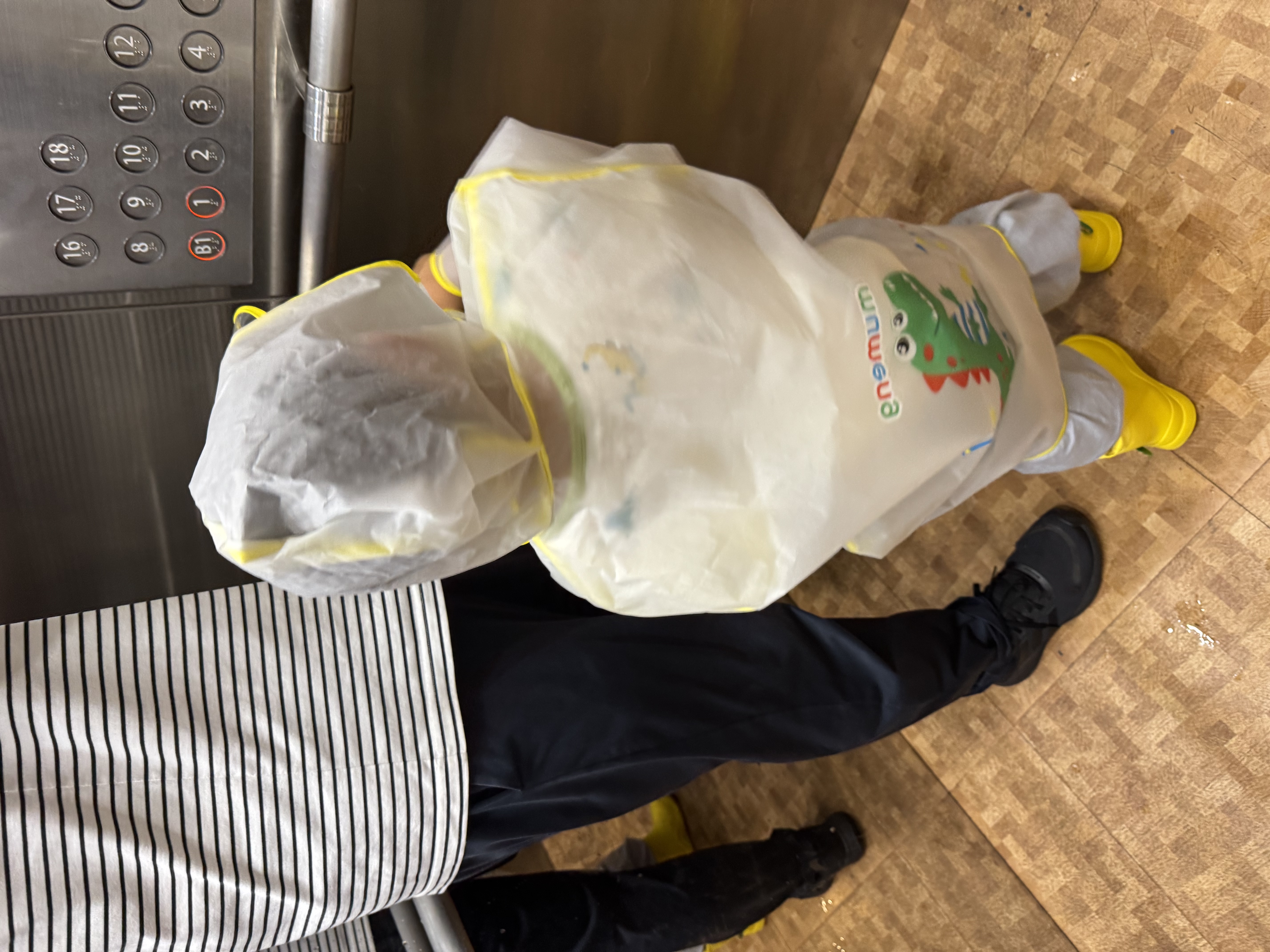 牧萌儿童雨衣男童女童防水全身雨披幼儿园小学生雨具 黄色小恐龙 M 实拍图