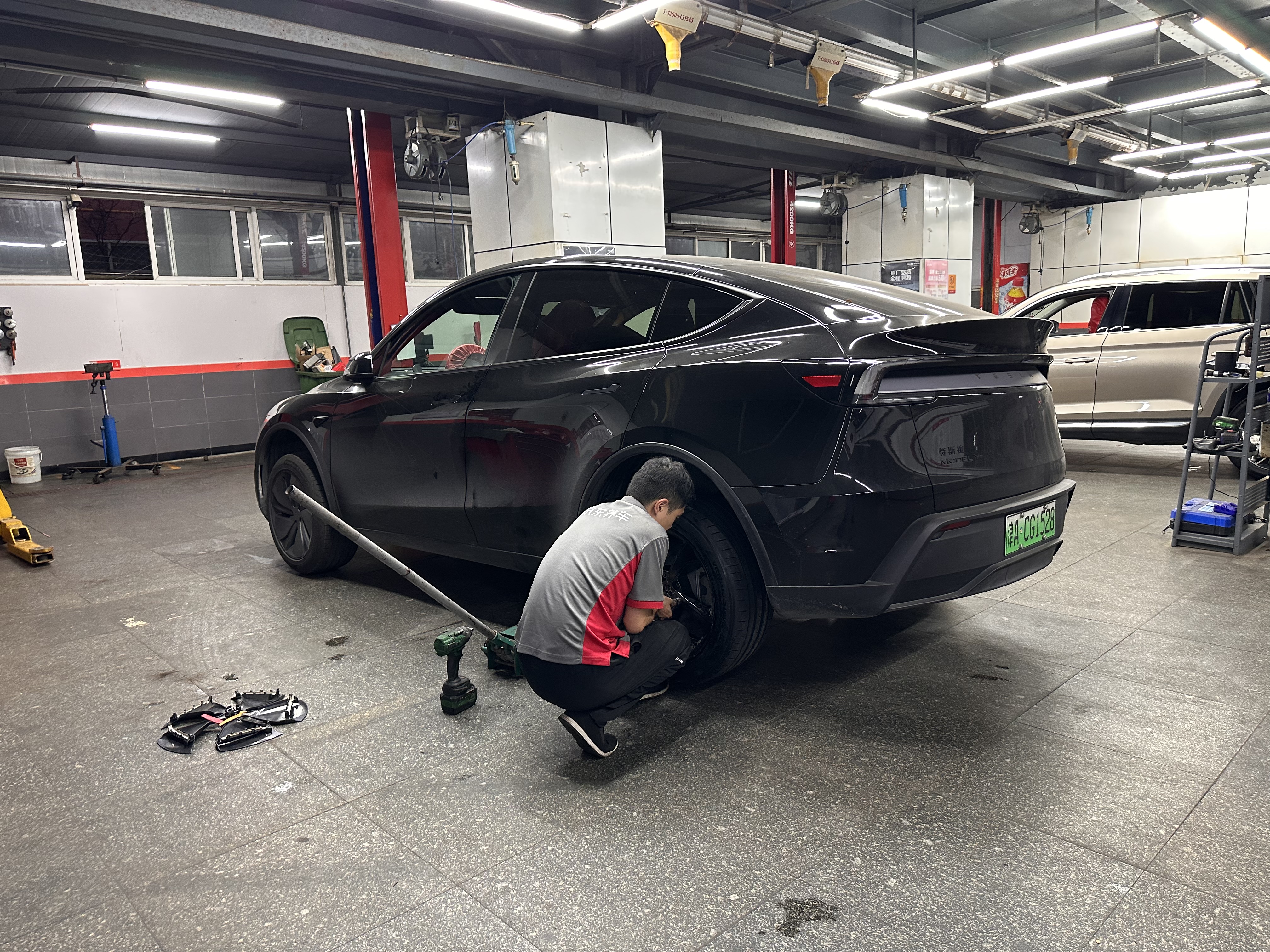 极护时刻适用特斯拉Model3/Y/YL底盘千斤顶橡胶垫减震防剐蹭汽车配件 实拍图