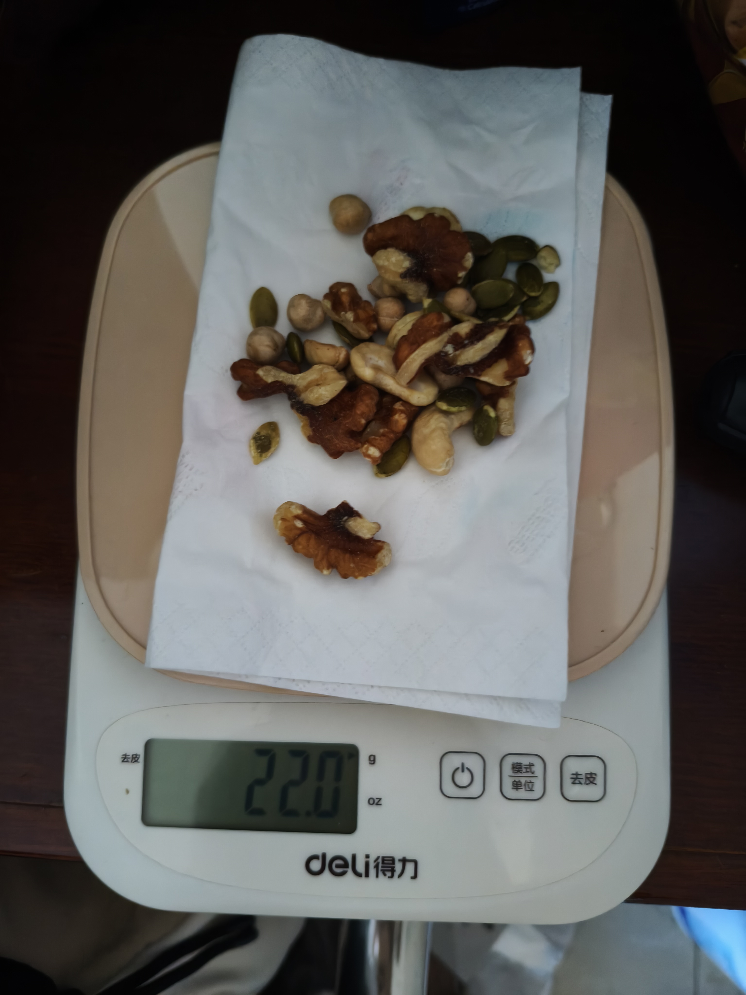 得力（deli）电子秤厨房秤重高精大量程5kg家用烘焙长续航辅食称克数工具秤 咖 实拍图