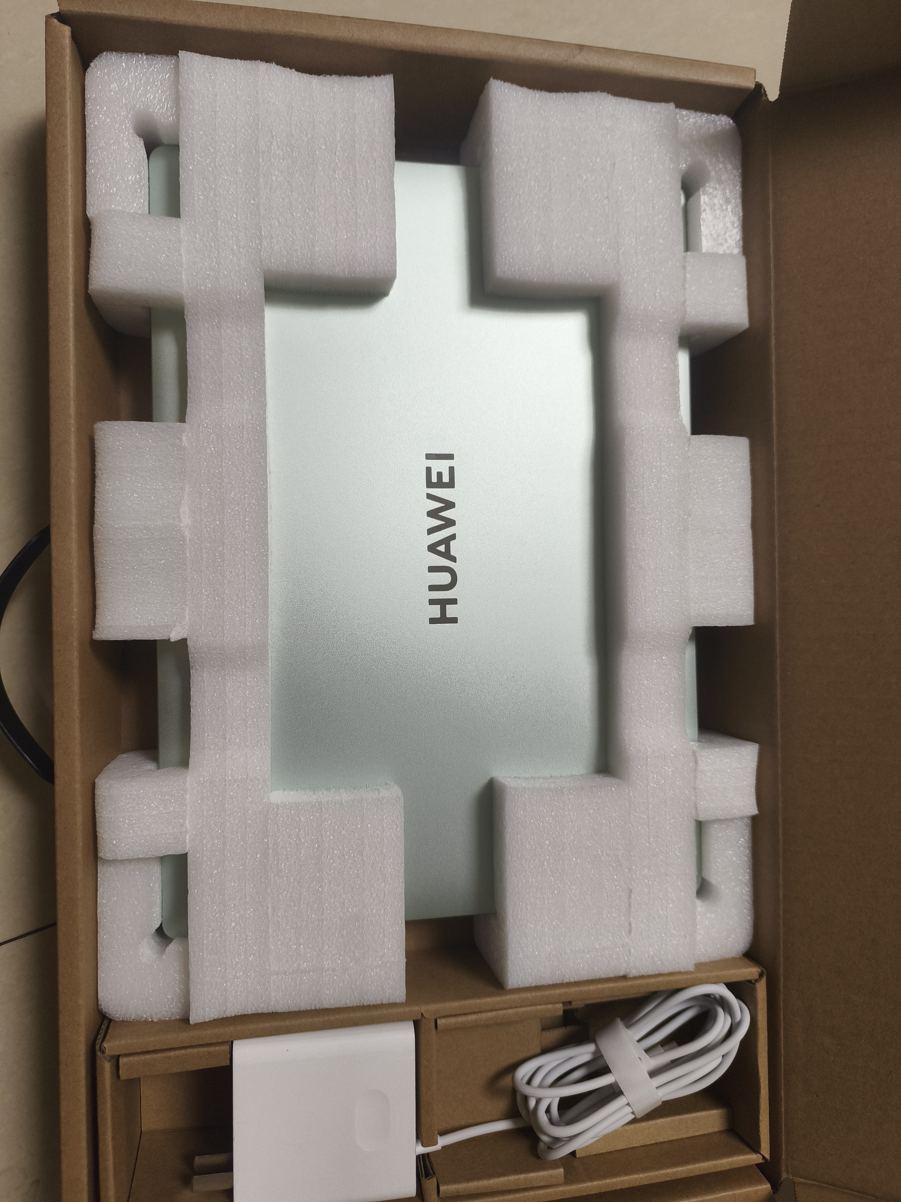 华为（HUAWEI）MateBook 14笔记本电脑2026新款鸿蒙版【国家补贴15%】2.8K触控屏AI商务办公大学生用长续航轻薄本 【护眼柔光版】原野绿 | 24G+1T 圆键盘 HarmonyO 实拍图