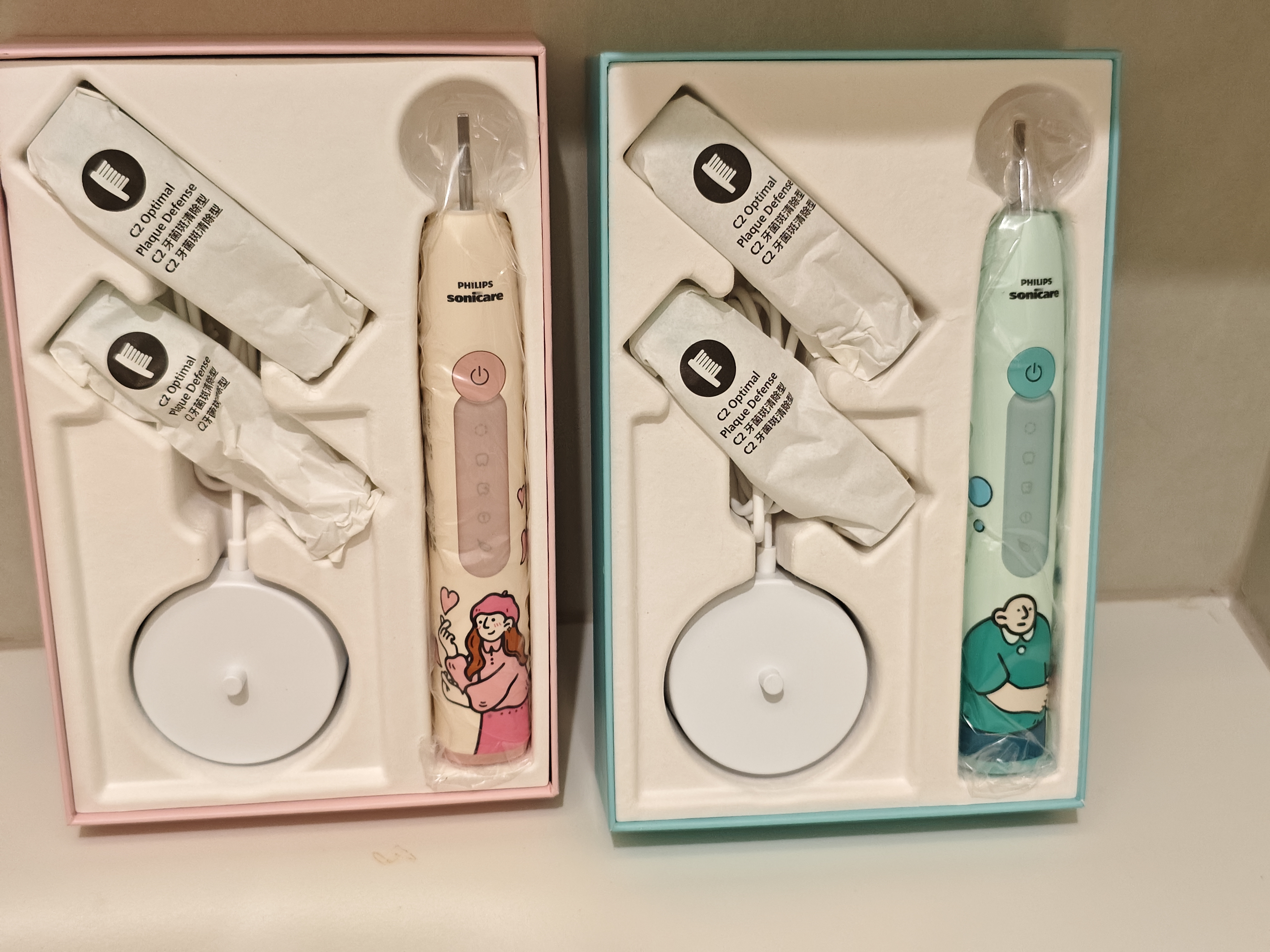 飞利浦（PHILIPS）Sonicare电动牙刷钻石3系 6730升级官方旗舰店送父母男生女生情侣装生日礼物 【心动CP】乔治刷&莉莉刷 实拍图