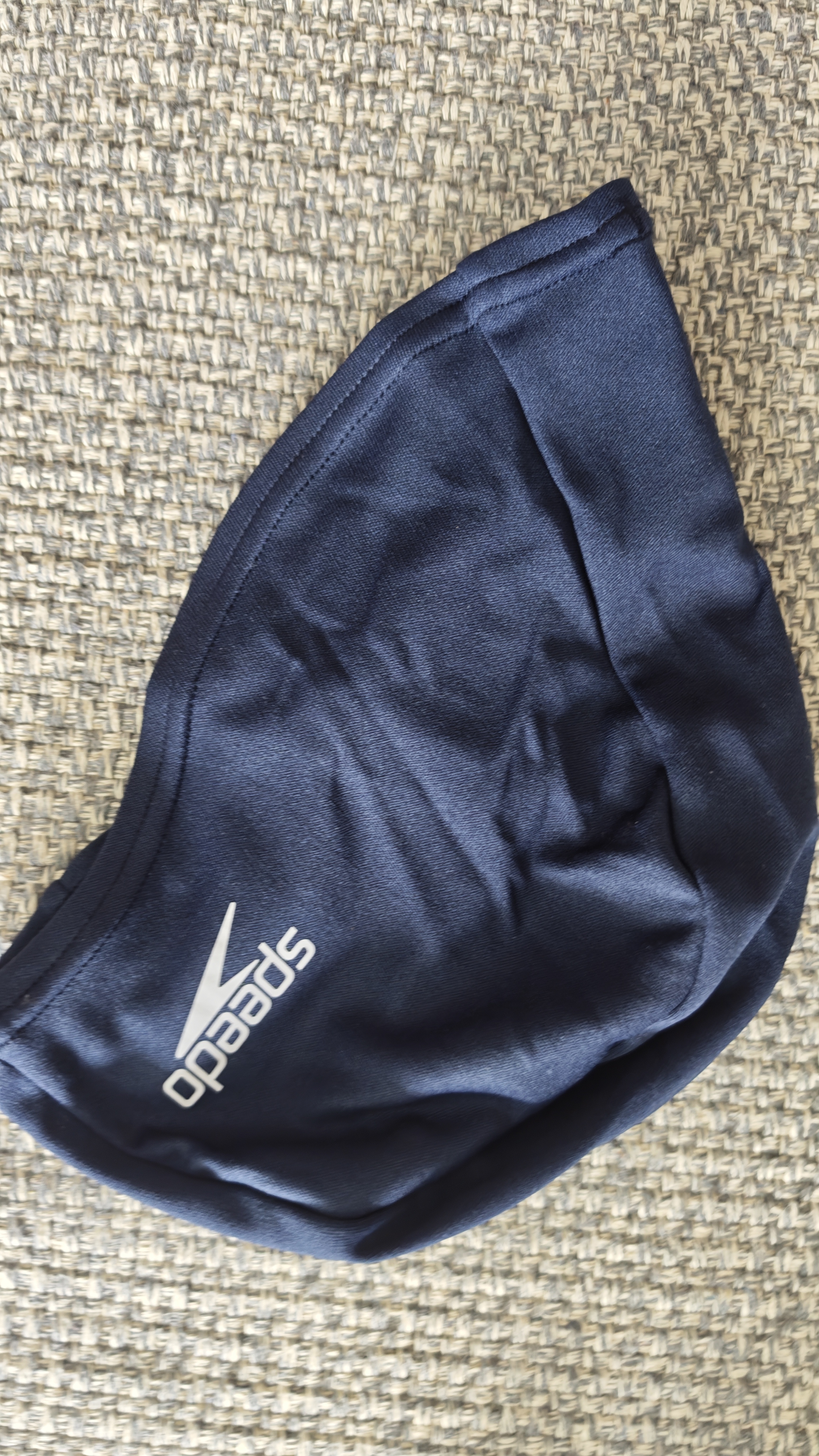 速比涛（Speedo）成人泳帽舒适透气防水速干高弹游泳训练潜水成人游泳布帽男女通用 实拍图