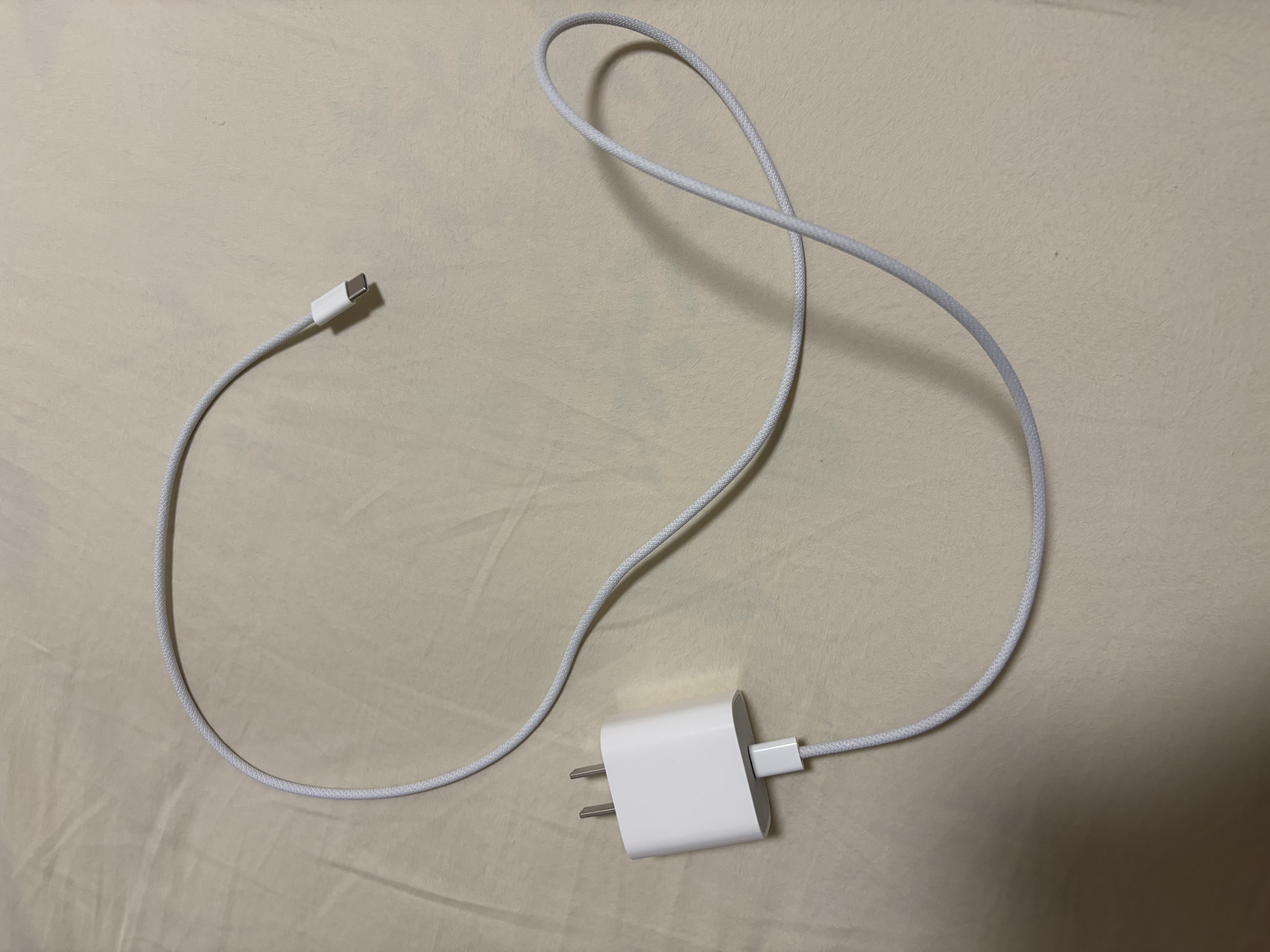 Apple/苹果 原装正品20W type-c充电器 苹果usb-c充电器手机快充头 旗舰店苹果iPhone 18 Pro Max充电器 实拍图