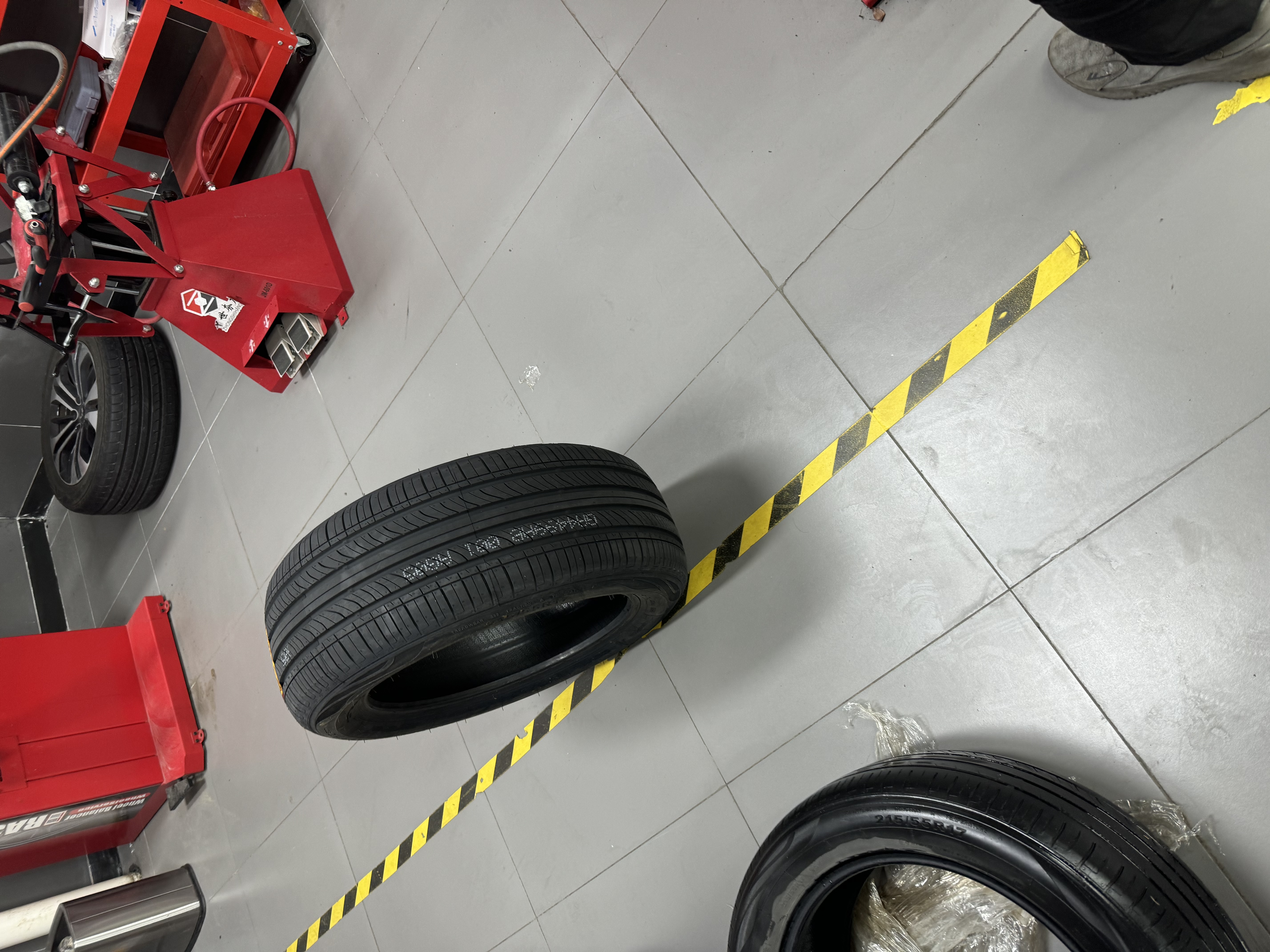佳通轮胎(Giti)汽车轮胎215/55R17 94V F22 原配 秦PLUS DM-i/EV/途岳 实拍图