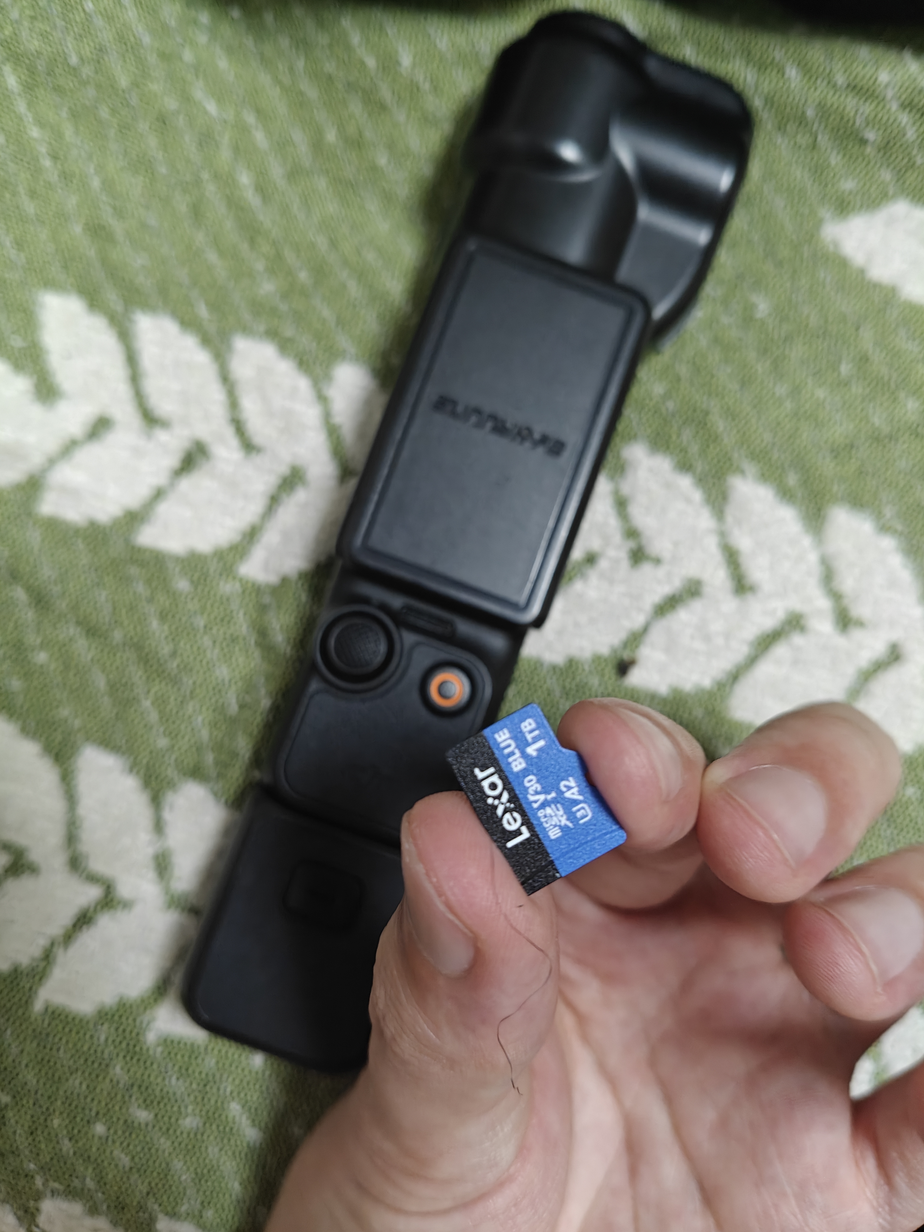 雷克沙（Lexar）1TB TF（MicroSD）存储卡 V30 A2 读160MB/s 游戏机平板行车监控录像内存卡 4K超清拍摄（BLUE） 实拍图