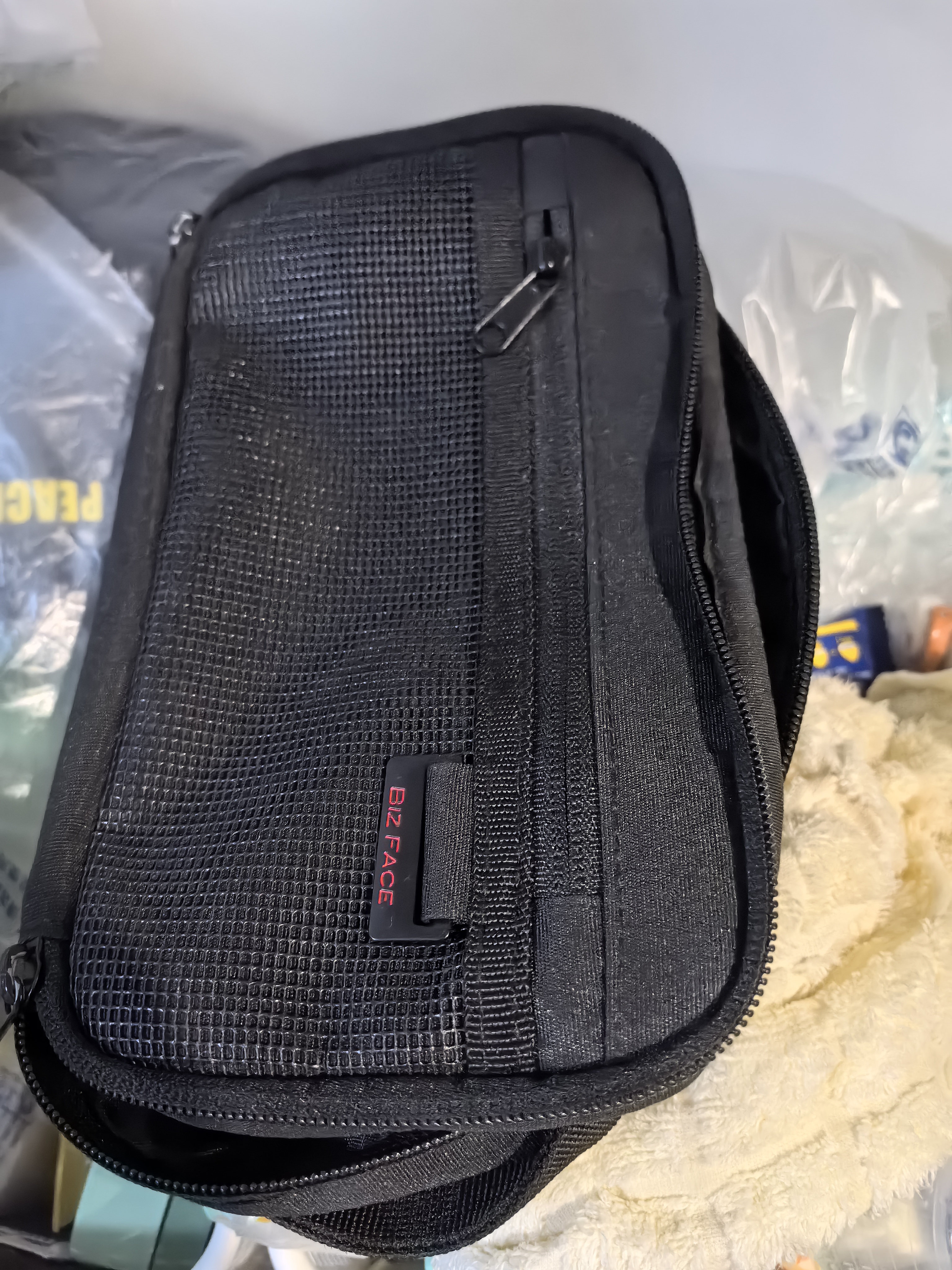 山业（SANWA）旅行便携包 数据线电源线收纳包 充电器数码配件整理袋 黑色 实拍图