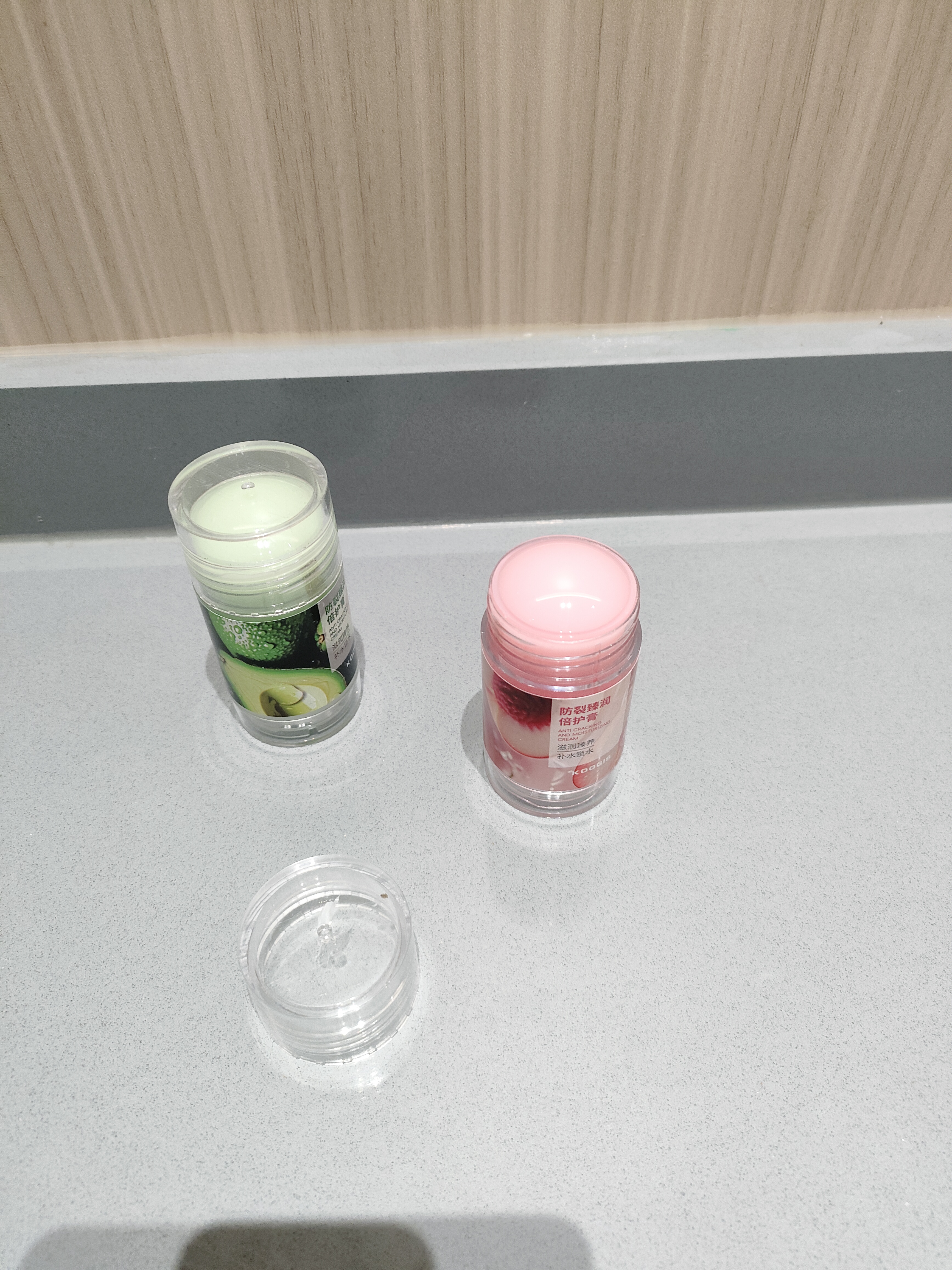 KOOGIS凡士林手足皴裂膏脚后跟干裂膏开裂起硬皮足跟护足皲裂膏护手霜 实拍图