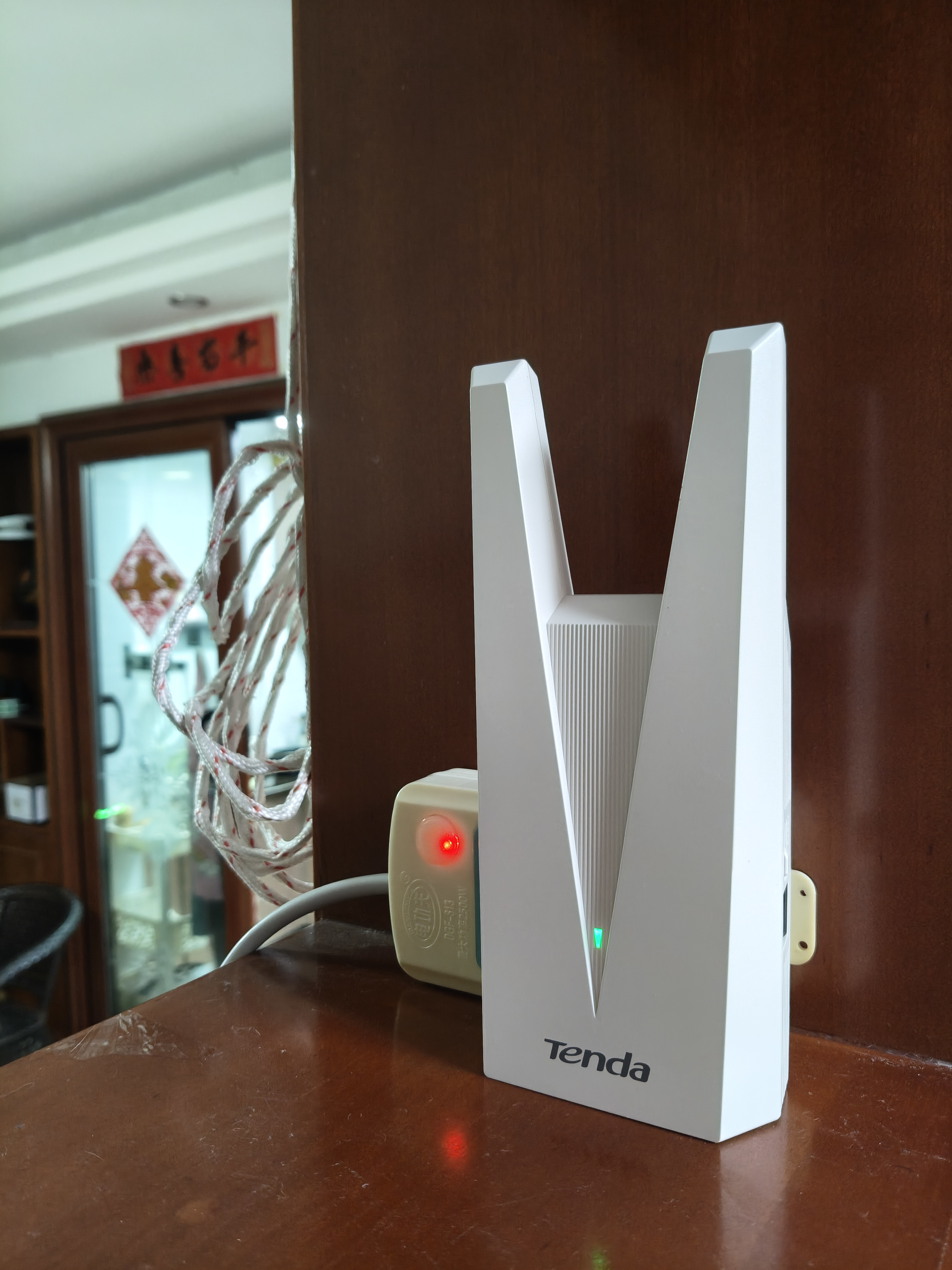 Tenda腾达3000M WiFi路由放大器双频5G千兆网口wi-fi无线中继信号增强全屋覆盖家用mesh子母A33 实拍图