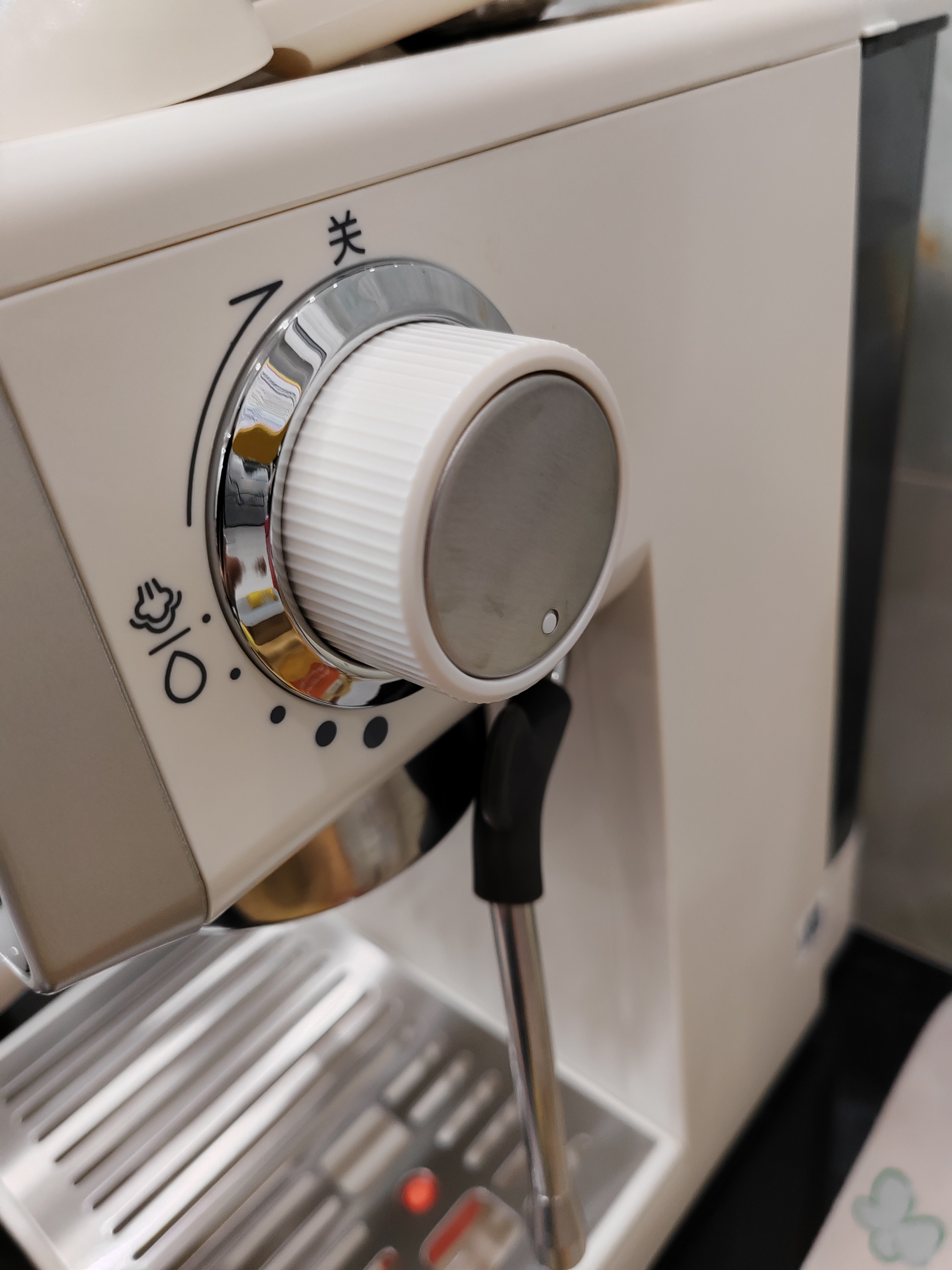 美的（Midea）【行业爆款】意式半自动咖啡机冷热双萃研磨一体机小型全自动家用送礼物磨豆机可打奶泡MA-GE5110 实拍图