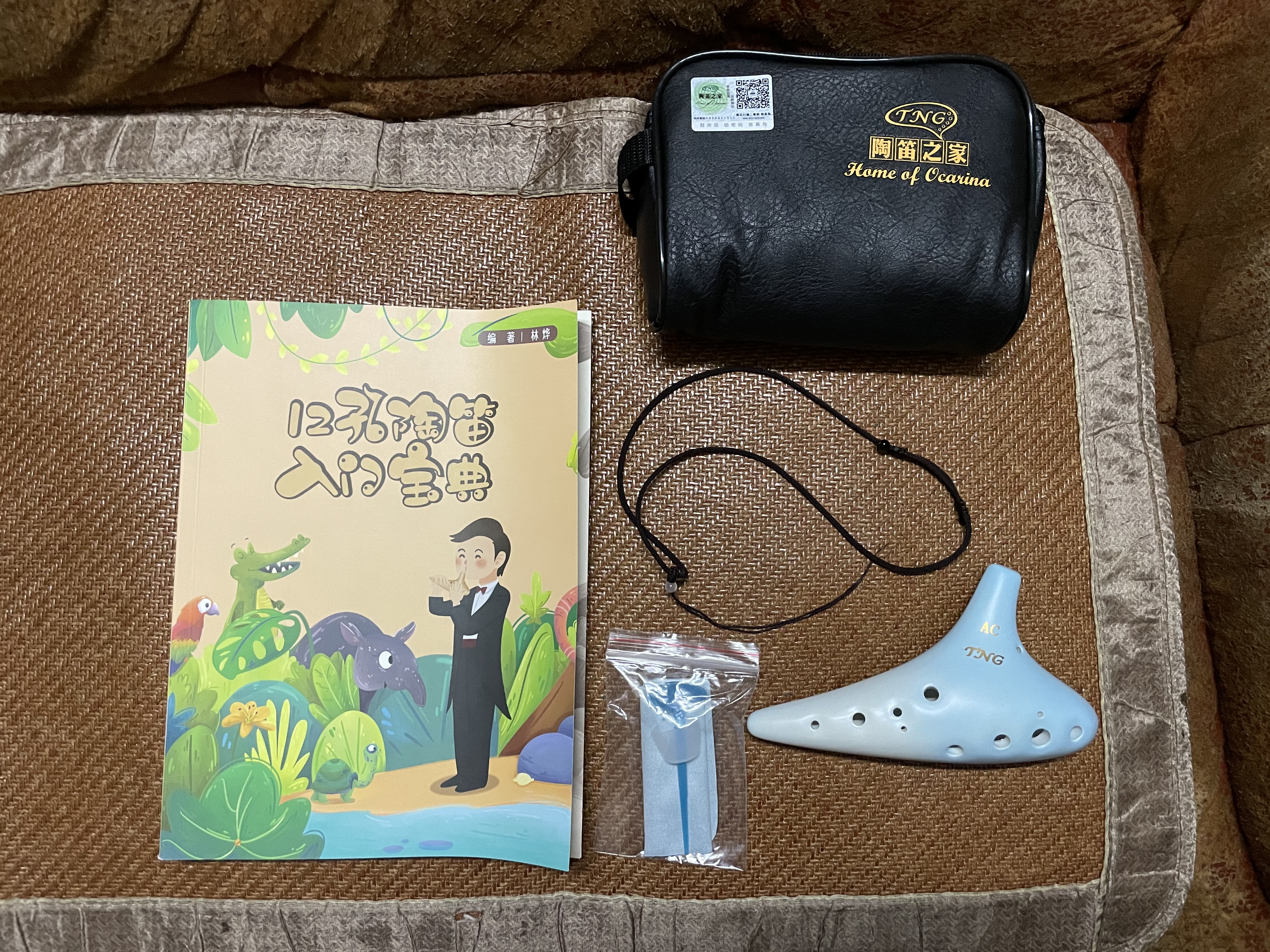 TNG陶笛12孔初学入门古典熏烧乐器十二孔中音陶笛专业演奏千年风雅 通条（两色可选） 实拍图