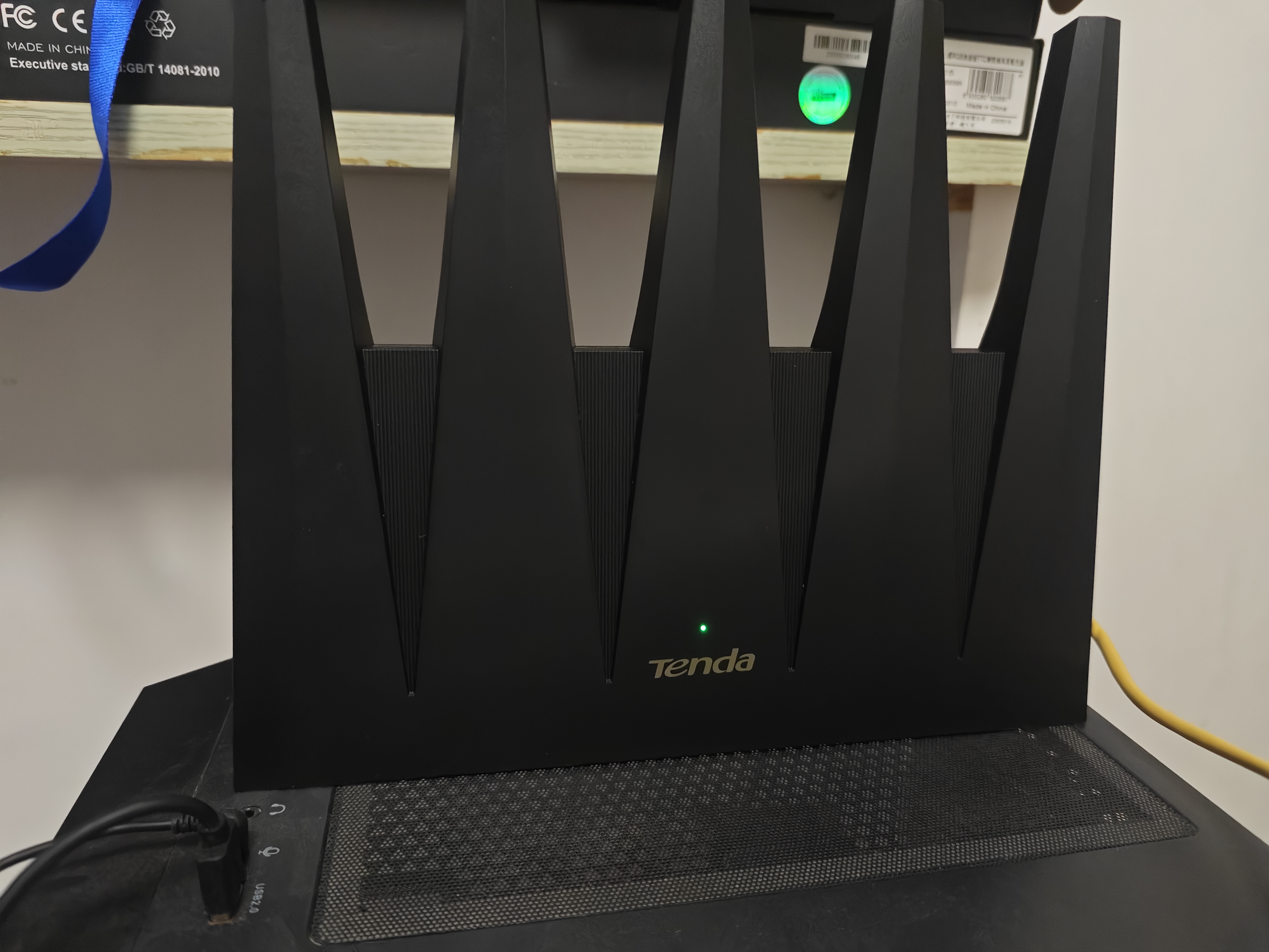 Tenda腾达路由器WiFi7【泰山BE7200 Ultra】千兆穿墙王信号放大器增强无线家用电竞立式BE12 Pro 实拍图