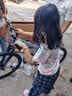 凤凰（Phoenix）山地自行车成人男女学生青少年减震变速越野公路通勤车山地车 26寸白蓝辐条轮 24速数字指拨（前中后全轴承） 实拍图