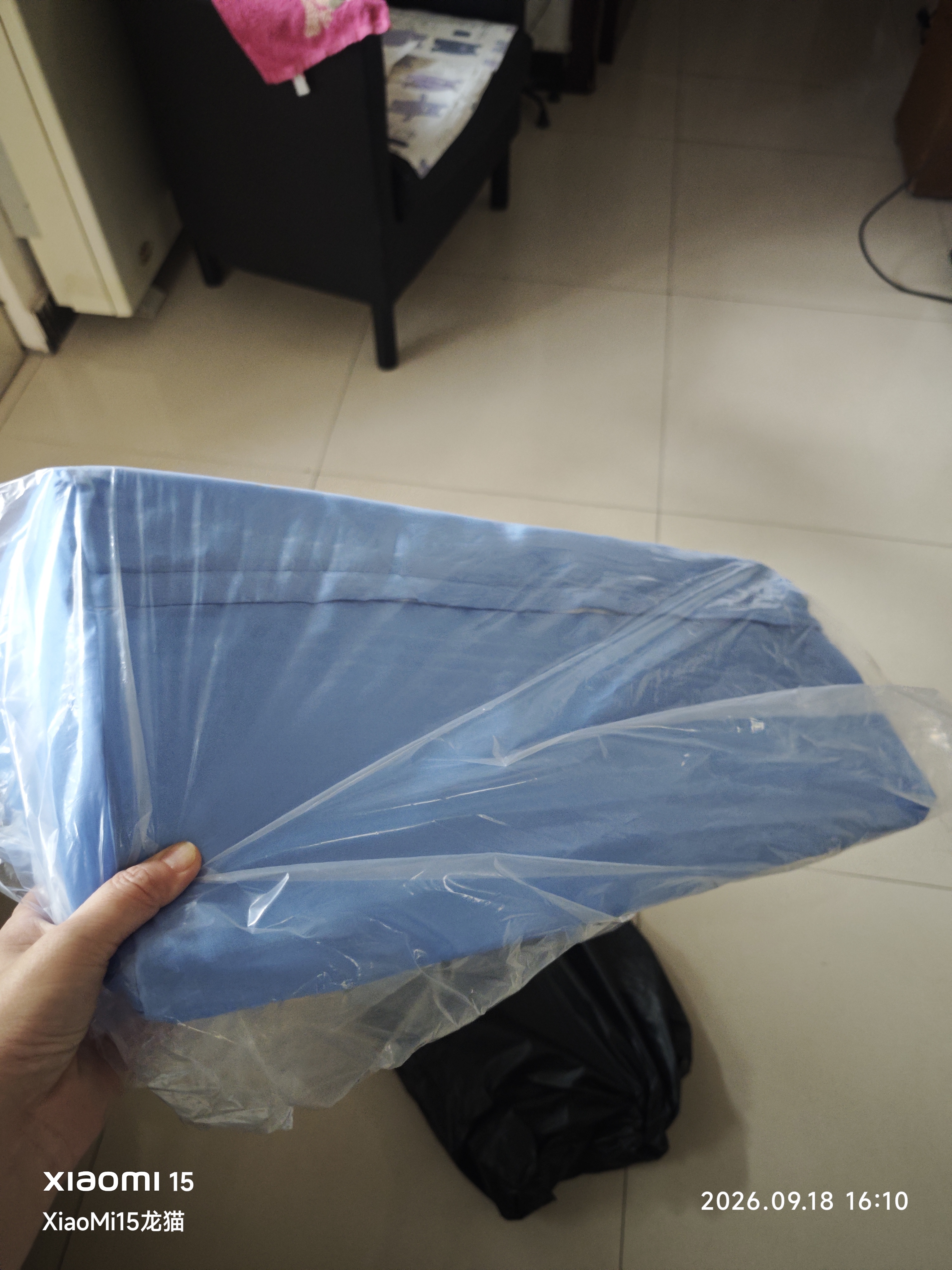 翻身垫老人护理用品瘫痪卧床病人防褥疮三角枕辅助器久躺神器 【蓝色】大号R形60*25*20 无规格 实拍图