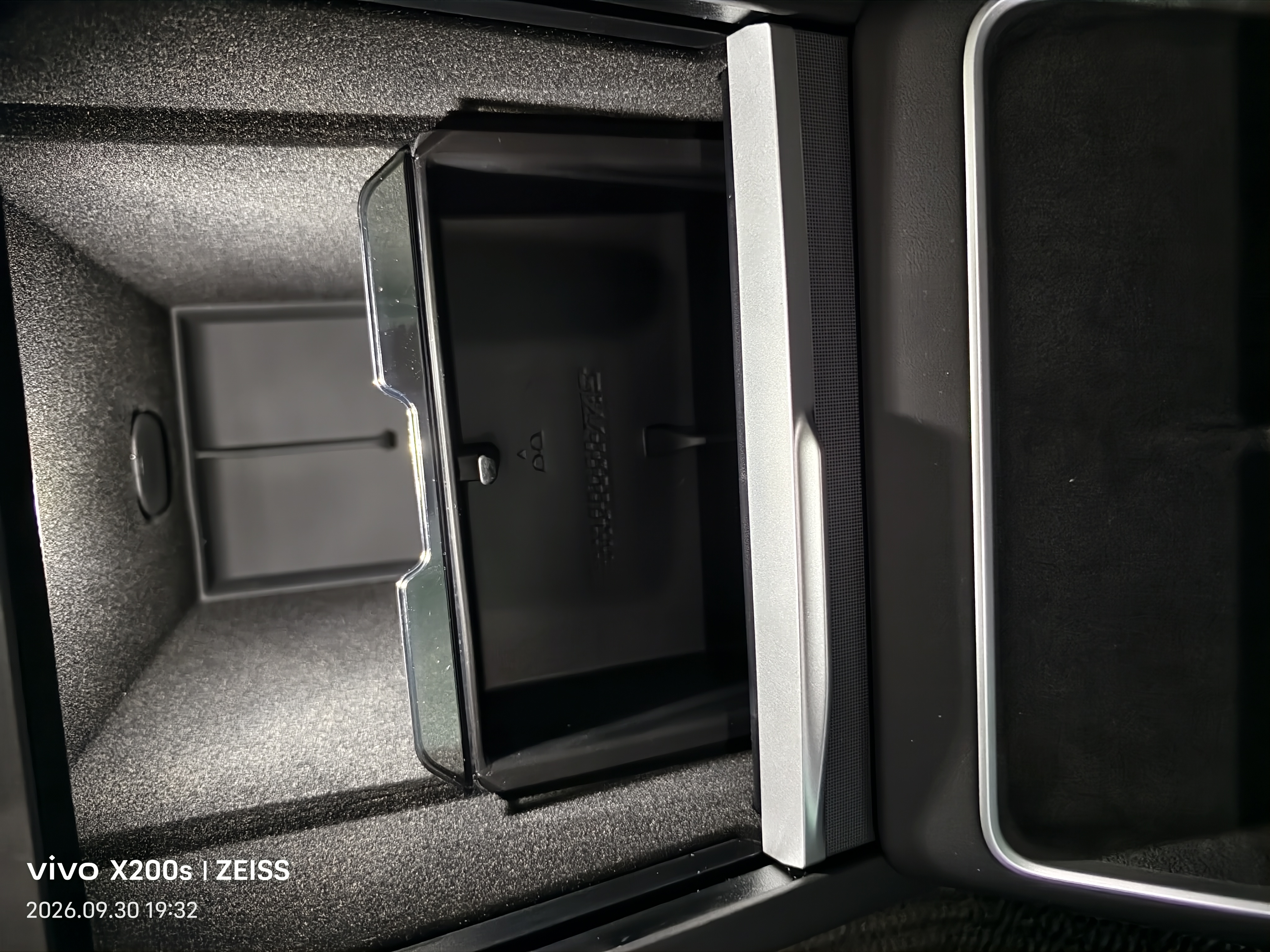 3W Auto-life适用特斯拉焕新版modelY中控储物盒扶手箱YL硅胶收纳盒四件套/黑 实拍图