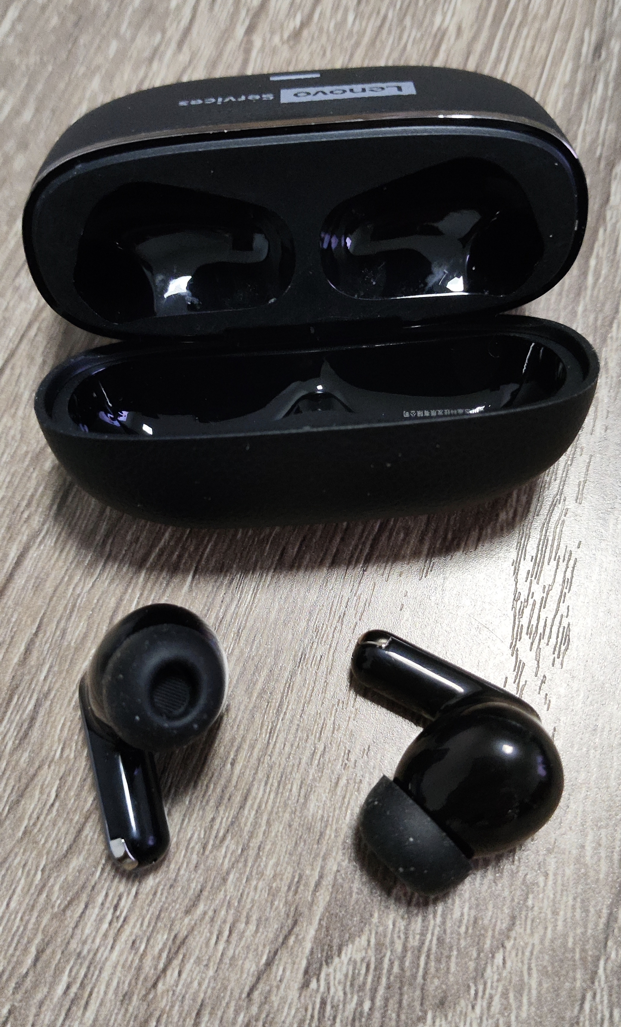 联想（Lenovo）2026最新款【IMAX空间音效】LE208蓝牙耳机入耳式蓝牙6.0真无线环绕音效通话清晰游戏音乐双模式 暗夜黑【全新蓝牙6.0+皮革时尚外观】 游戏音乐双模式-ENC通话降噪 实拍图