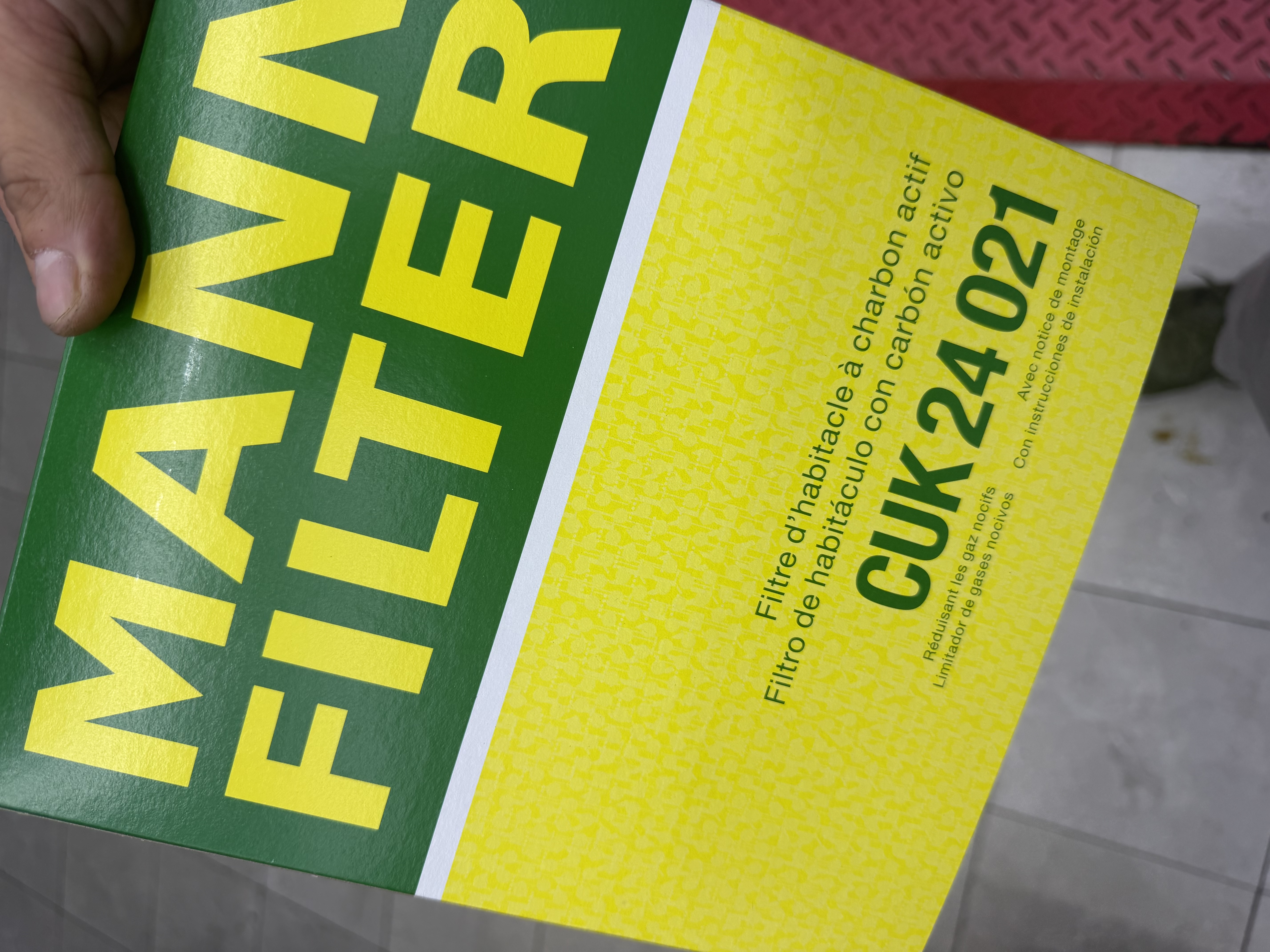 曼牌滤清器（MANNFILTER）活性炭空调滤清器空调滤芯CUK24021适配23-24款宝马X1 X2 iX1 实拍图