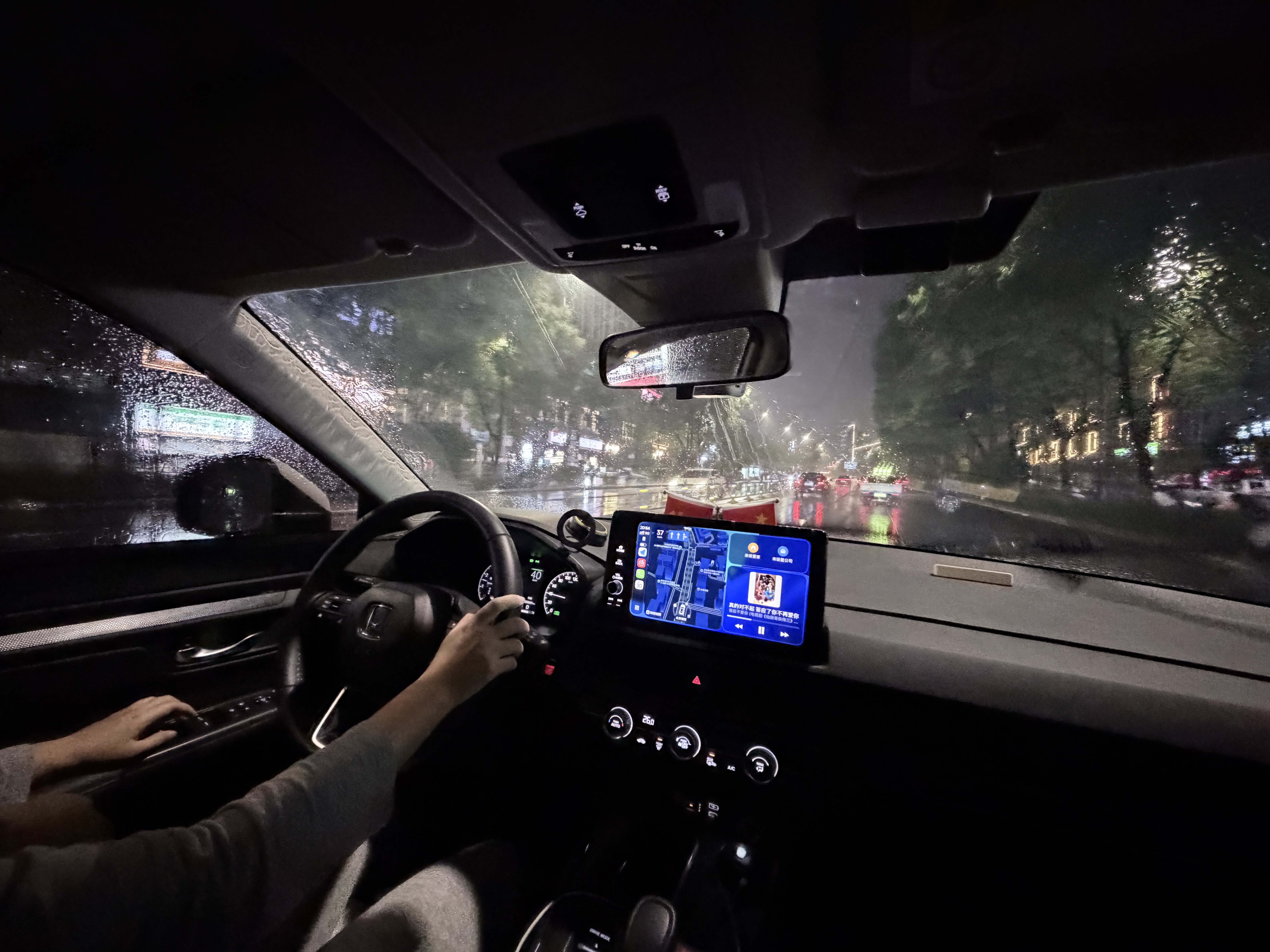 路先行适用华为HiCar盒子无线CarPlay盒子二合一无延迟互联盒宝马奔驰等 实拍图