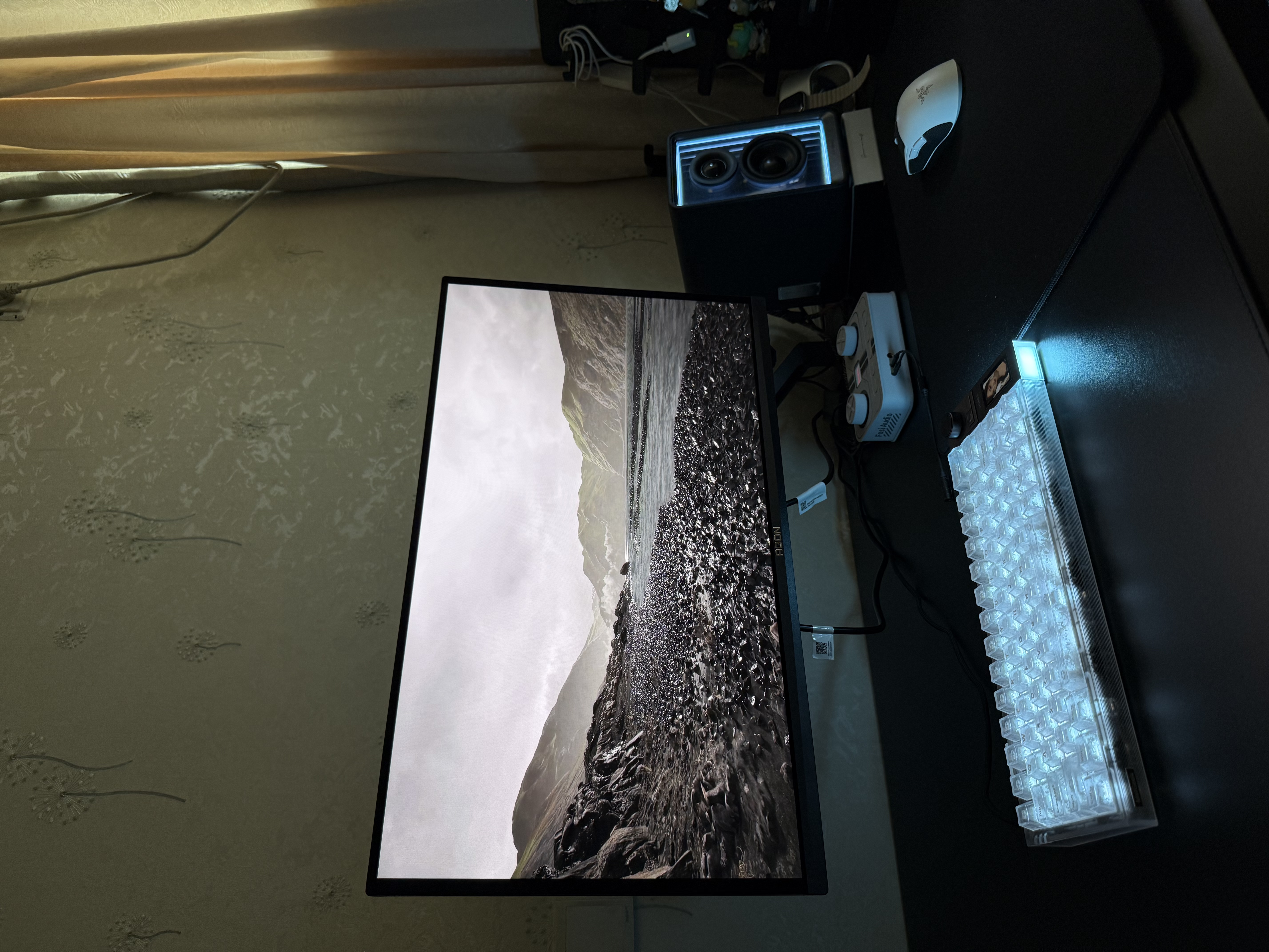 AOC爱攻昊天27英寸2K OLED 320Hz五层堆叠 BlackAR镜面抗反抗眩 色准王HDR500电竞显示器AG277QSD 实拍图
