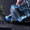 储水桶装水家用饮水机桶水手提式水桶储水带盖把手PC食品级 PC把手水桶1个18.9L 实拍图
