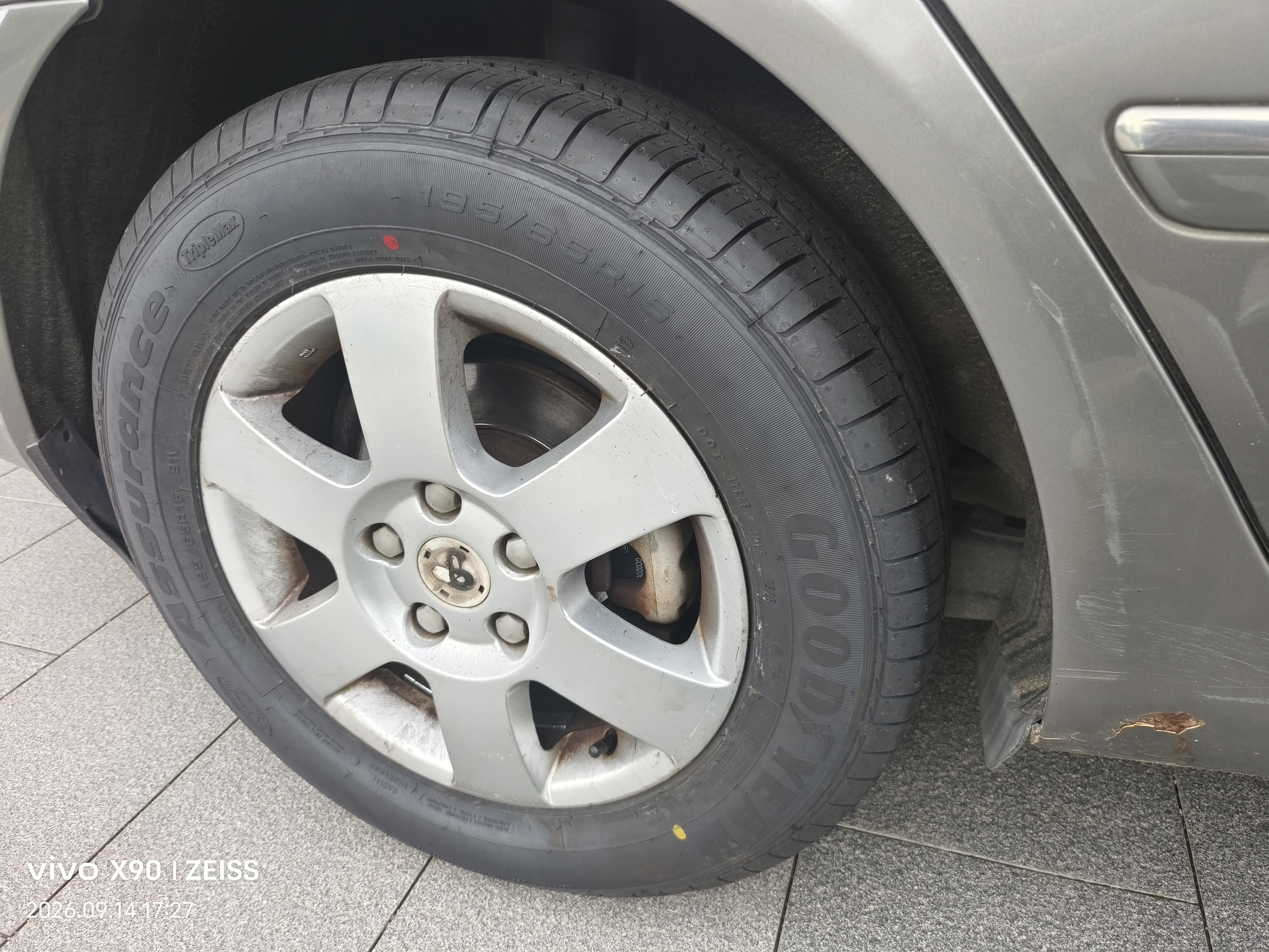 固特异（Goodyear）汽车轮胎  195/65R15 91V ATM 安乘 实拍图