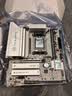 华硕TX GAMING B650EM WIFI W 天选主板 支持 CPU 9700X/9600X/9800X3D (AMD B650/socket AM5)  实拍图