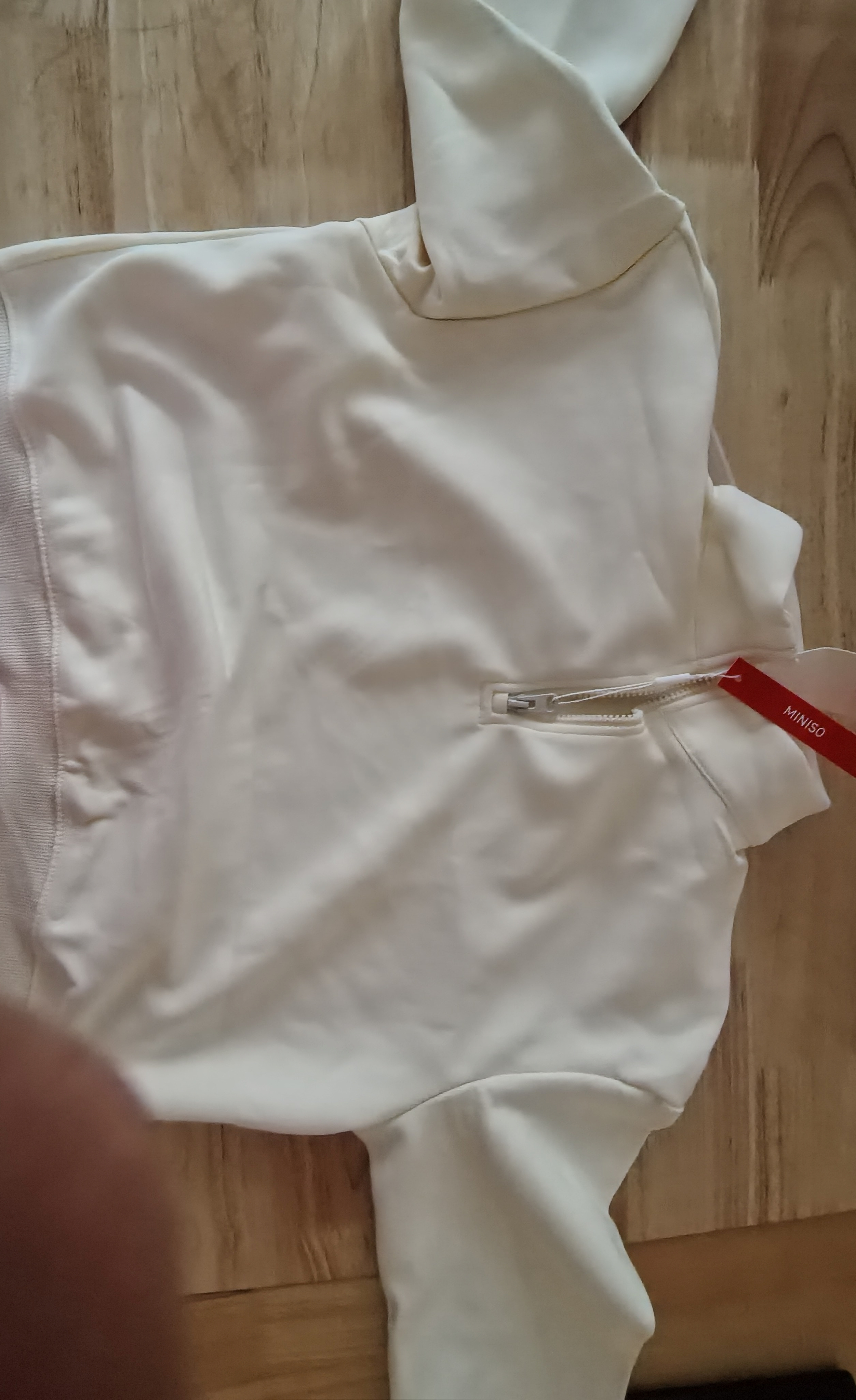 名创优品（MINISO）灰色卫衣女2026新款早秋穿搭爆款半拉链外套初中学生短款显瘦上衣 实拍图