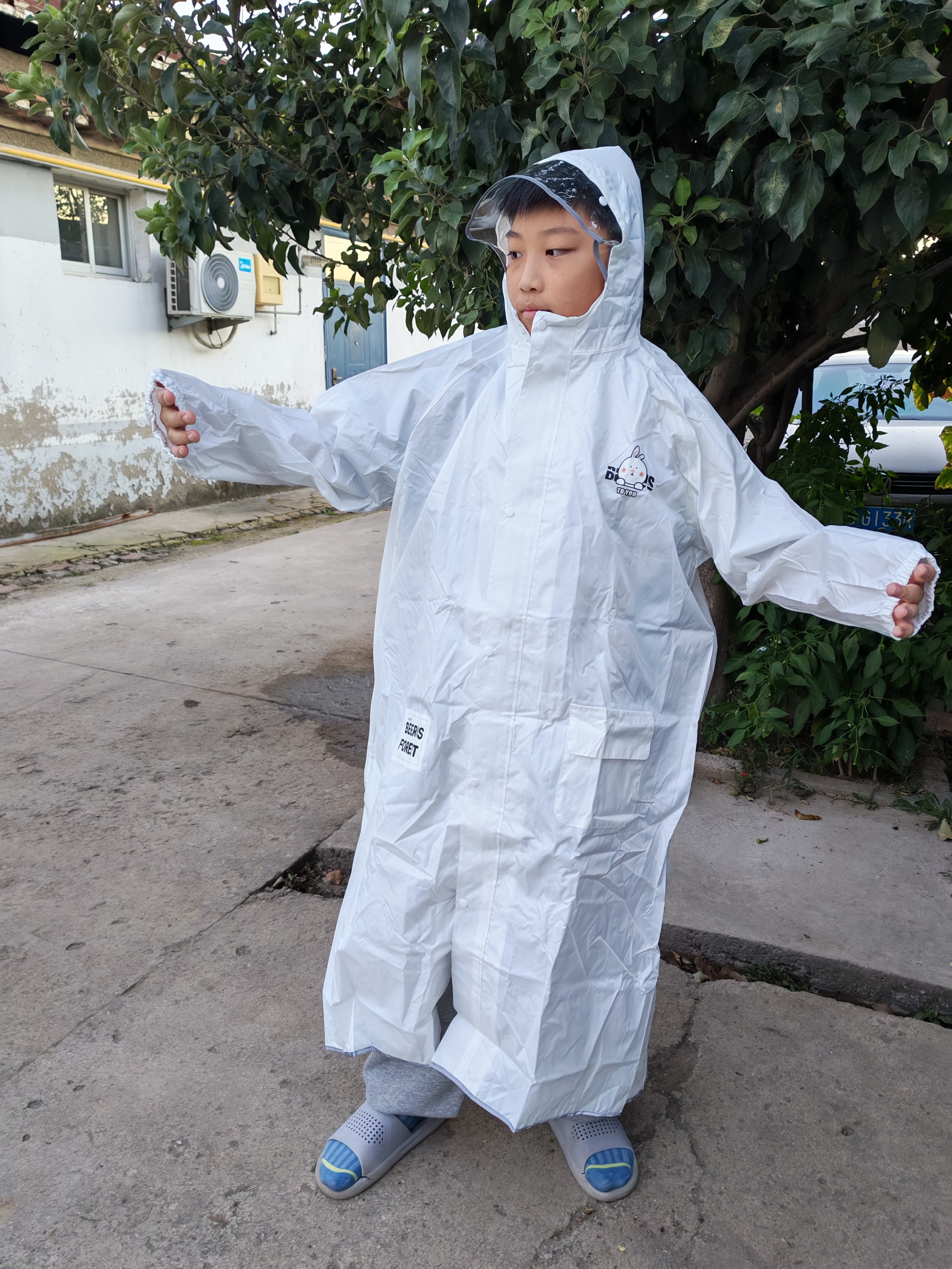 牧萌儿童雨衣男童女童隐藏书包位学生上学防雨必备时尚简约款雨披 实拍图