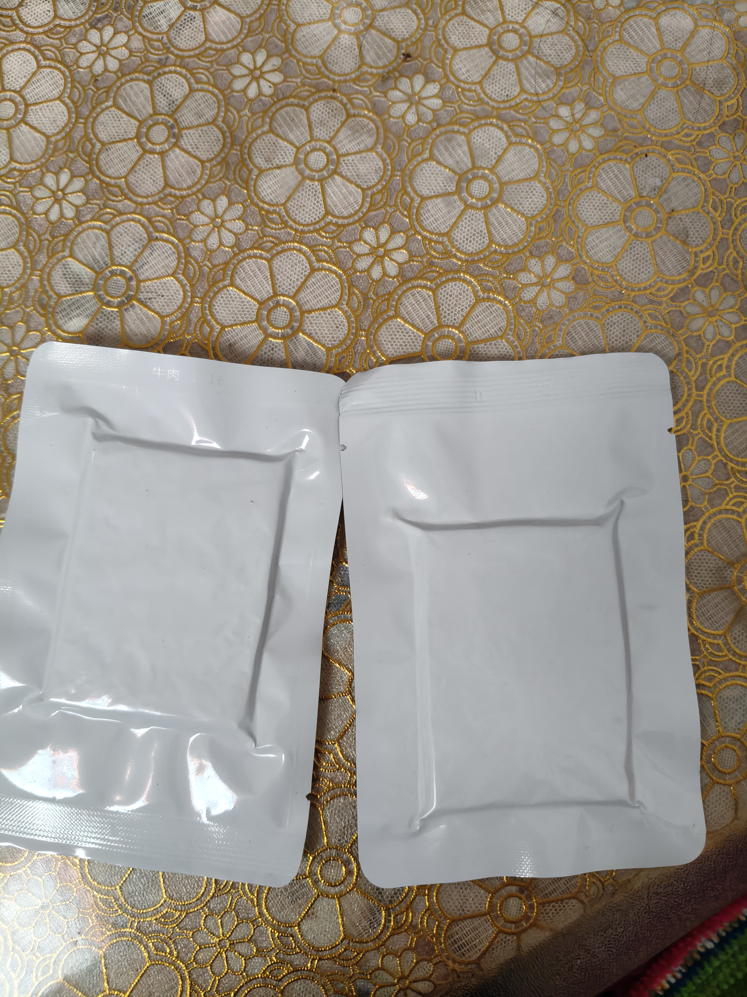 黄金香安格斯牛肉午餐肉 独立包装即食火腿香肠早餐儿童零食火锅材216g 实拍图