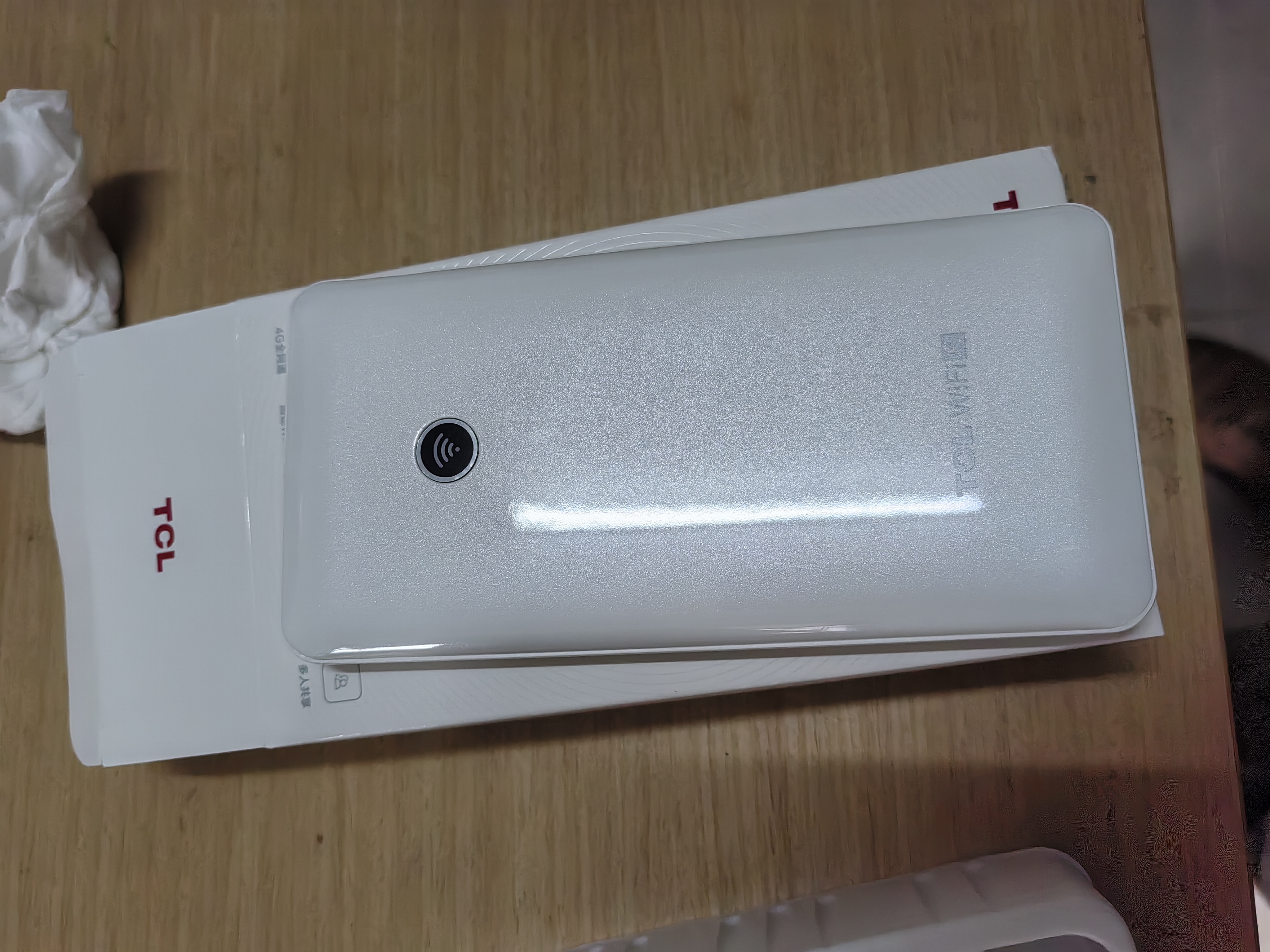 TCL随身wifi多网通2026充电宝款可移动携带式网卡无线wifi6车载4G路由器无限制全国通用流量5GXY15B 有线充电无线上网【10000毫安超长续航】 足额不虚标月享1500G流量 实拍图