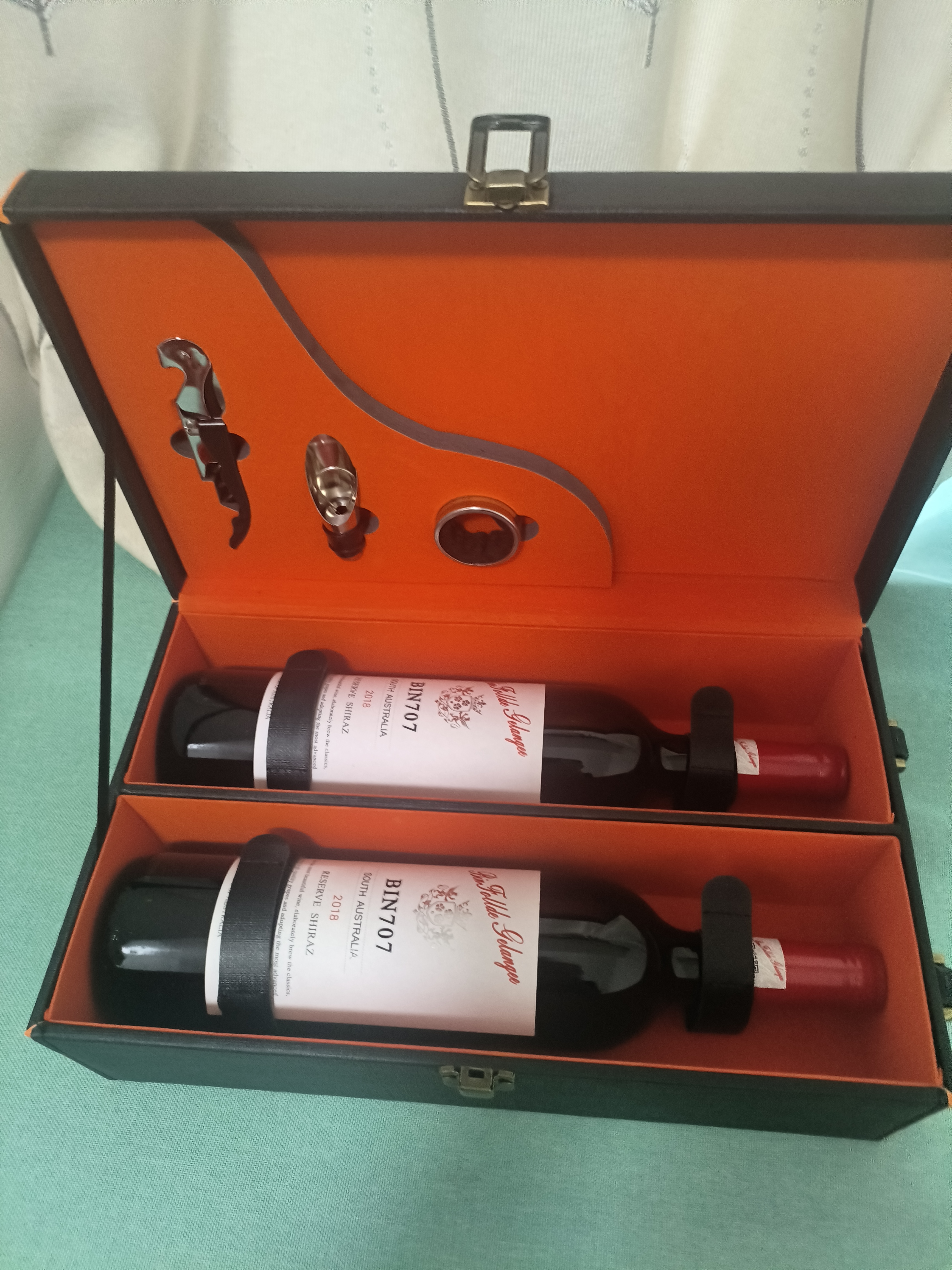 CLITON红酒盒礼盒空盒 葡萄酒红酒包装盒双支皮盒配开瓶器倒酒器酒环 实拍图