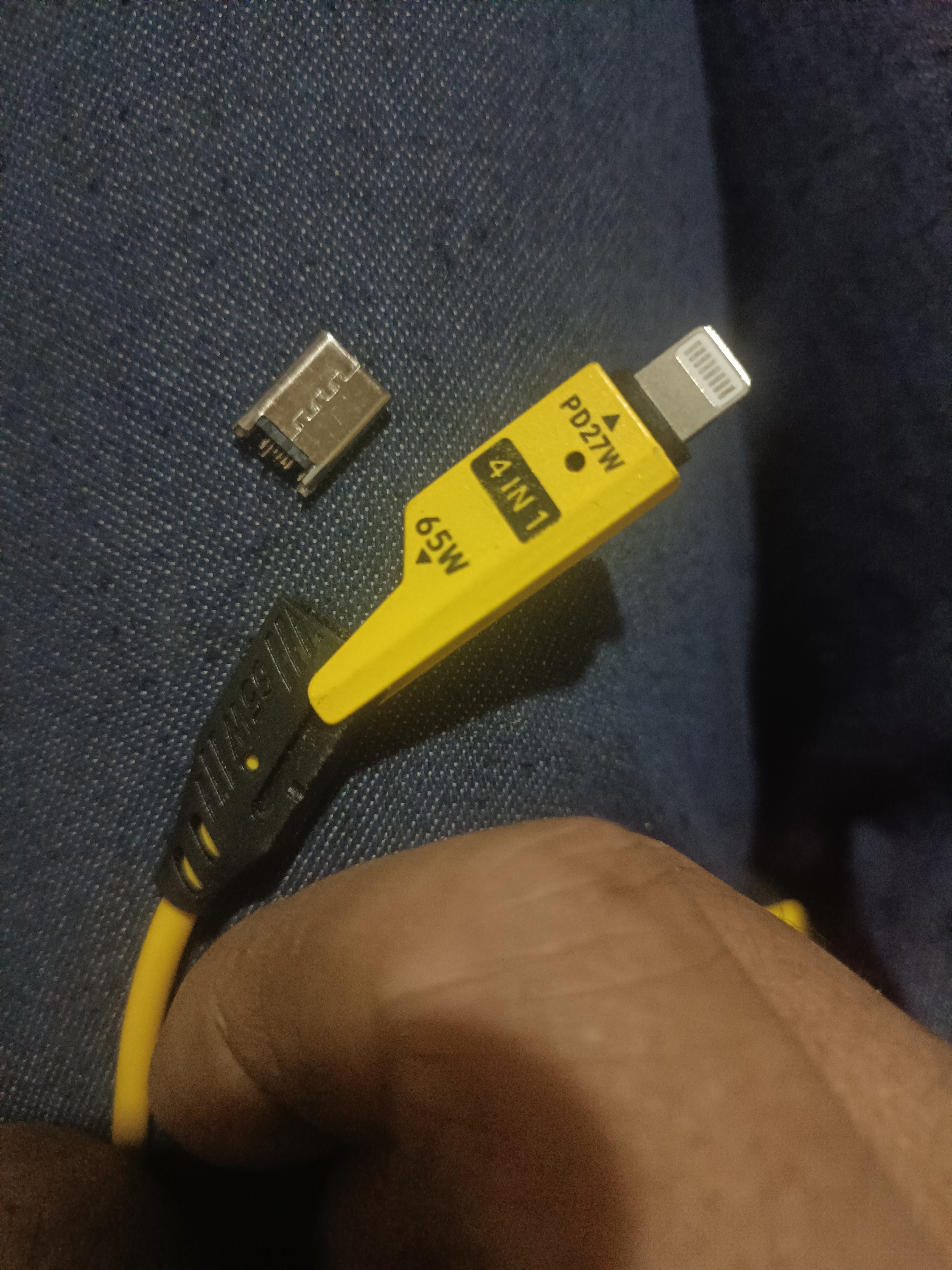 车载伸缩弹簧65W充电线四合一数据线适用华为苹果16iPhone快充线 车载弹簧线（颜色随机）-1条装 实拍图
