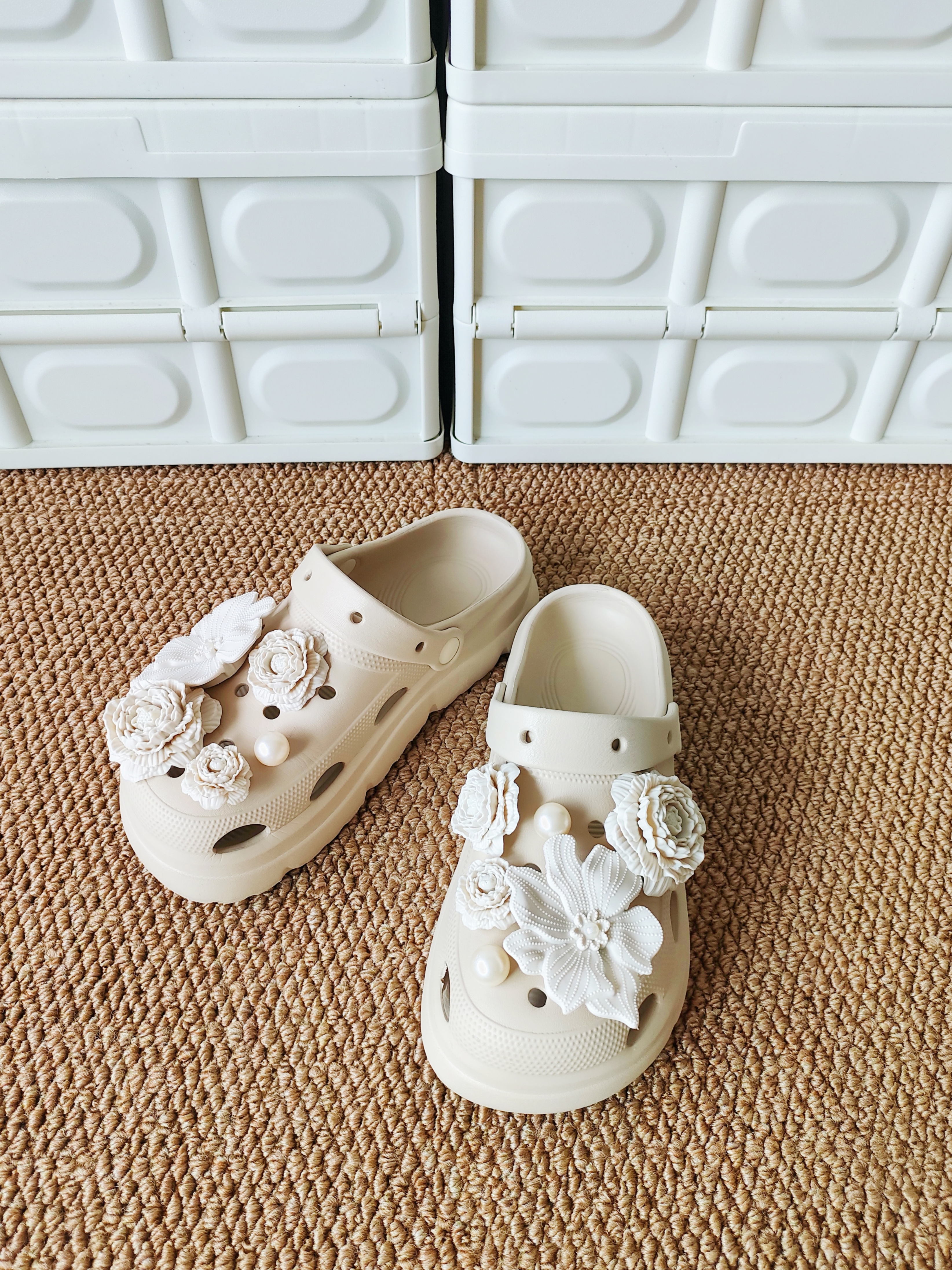 范爷家杜鹃花洞洞鞋配饰12颗装适配CROCS可拆卸鞋花珍珠鞋扣轻奢DIY装饰 实拍图