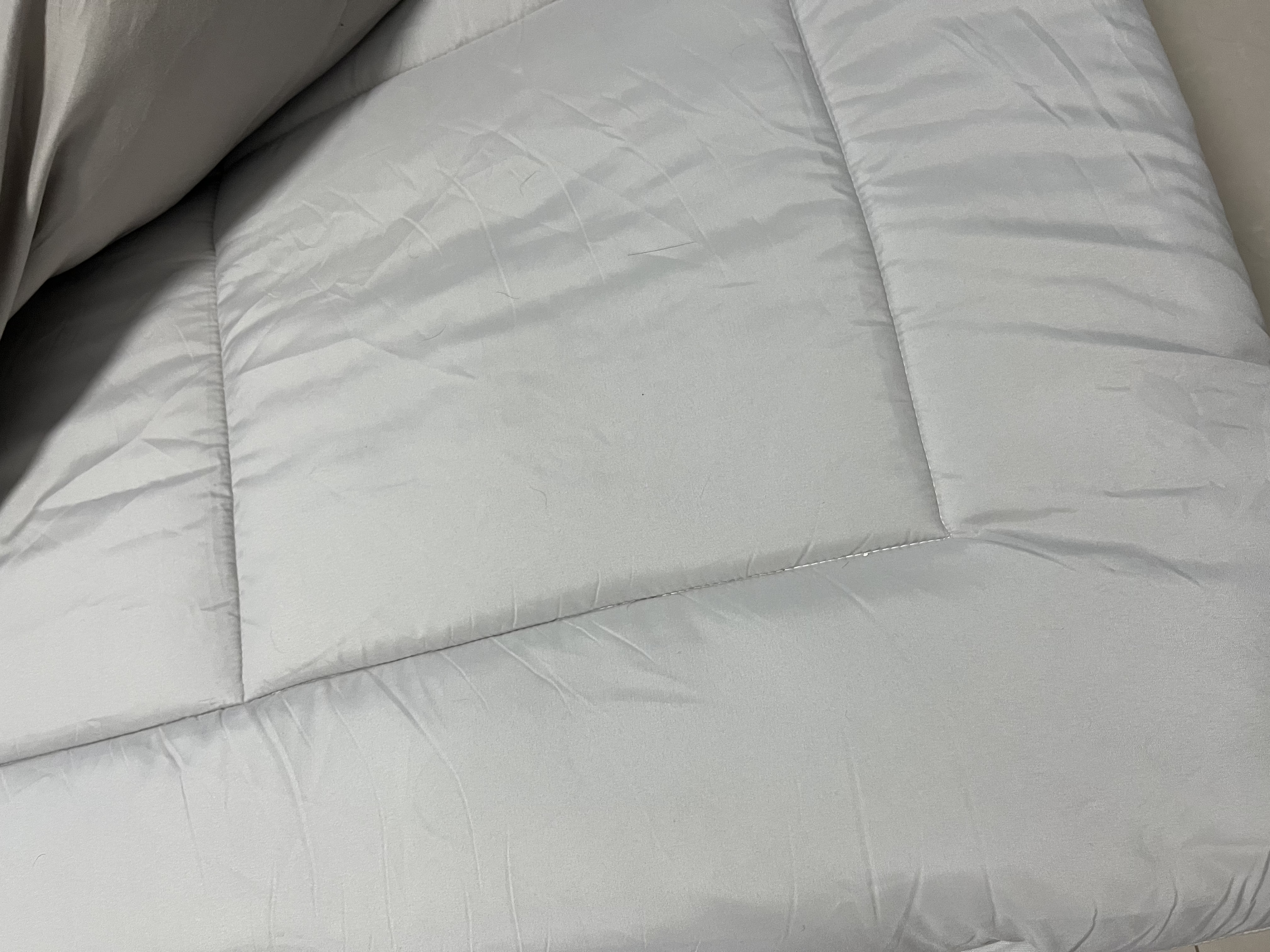 京东京造抗菌云感棉花床垫床褥子加厚防螨可折叠宿舍1.5×2云灰色 实拍图