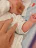 世喜安抚奶嘴0-3-6个月防胀气新生婴儿宝宝日夜用硅胶带收纳盒随机发 实拍图