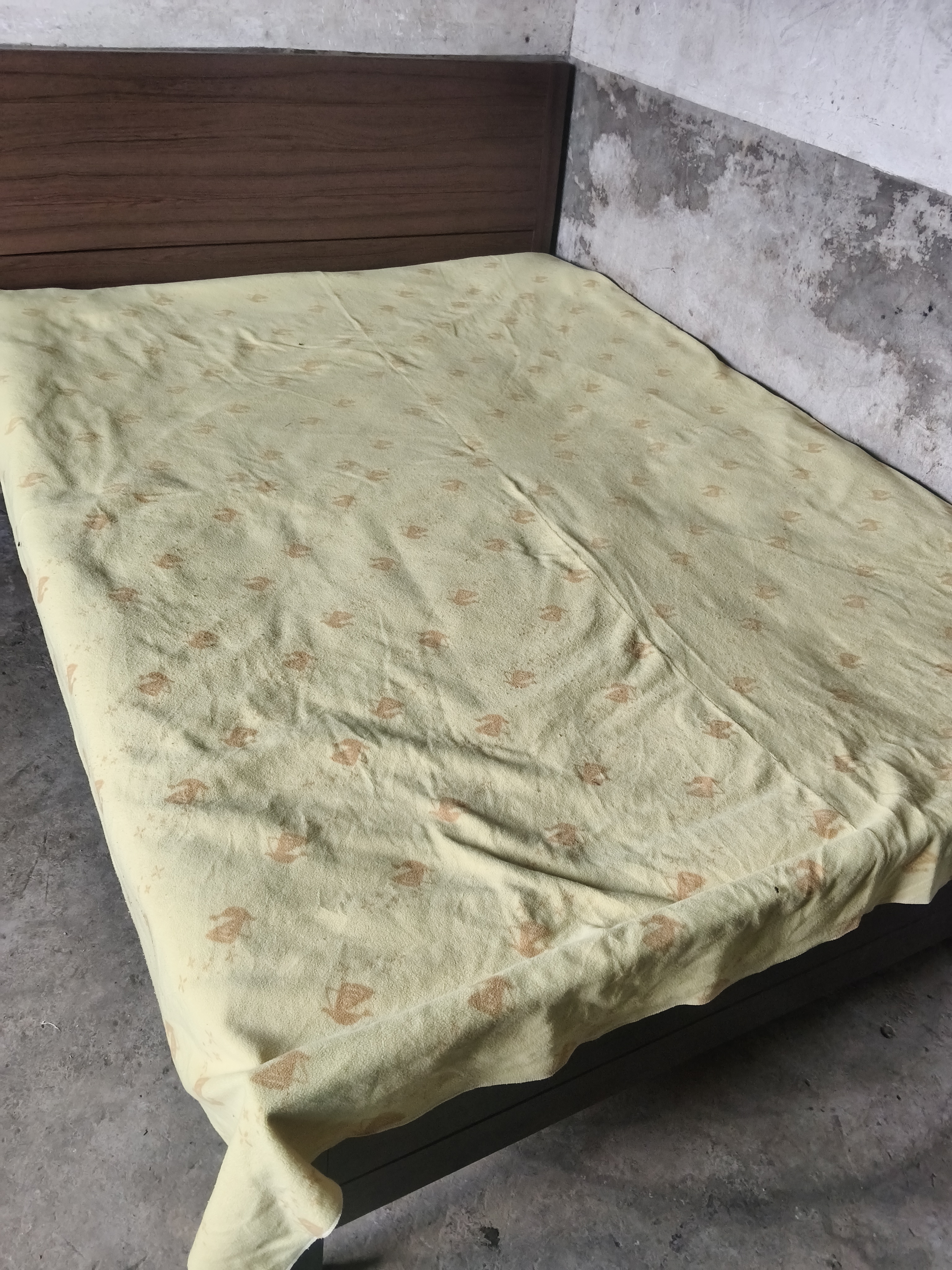 兴瑀汇实木床1.5米1.8m新中式双人床胡桃色木床主卧家用现代简约单人 胡桃色床+5cm床垫 1.5米*2米框架结构 实拍图