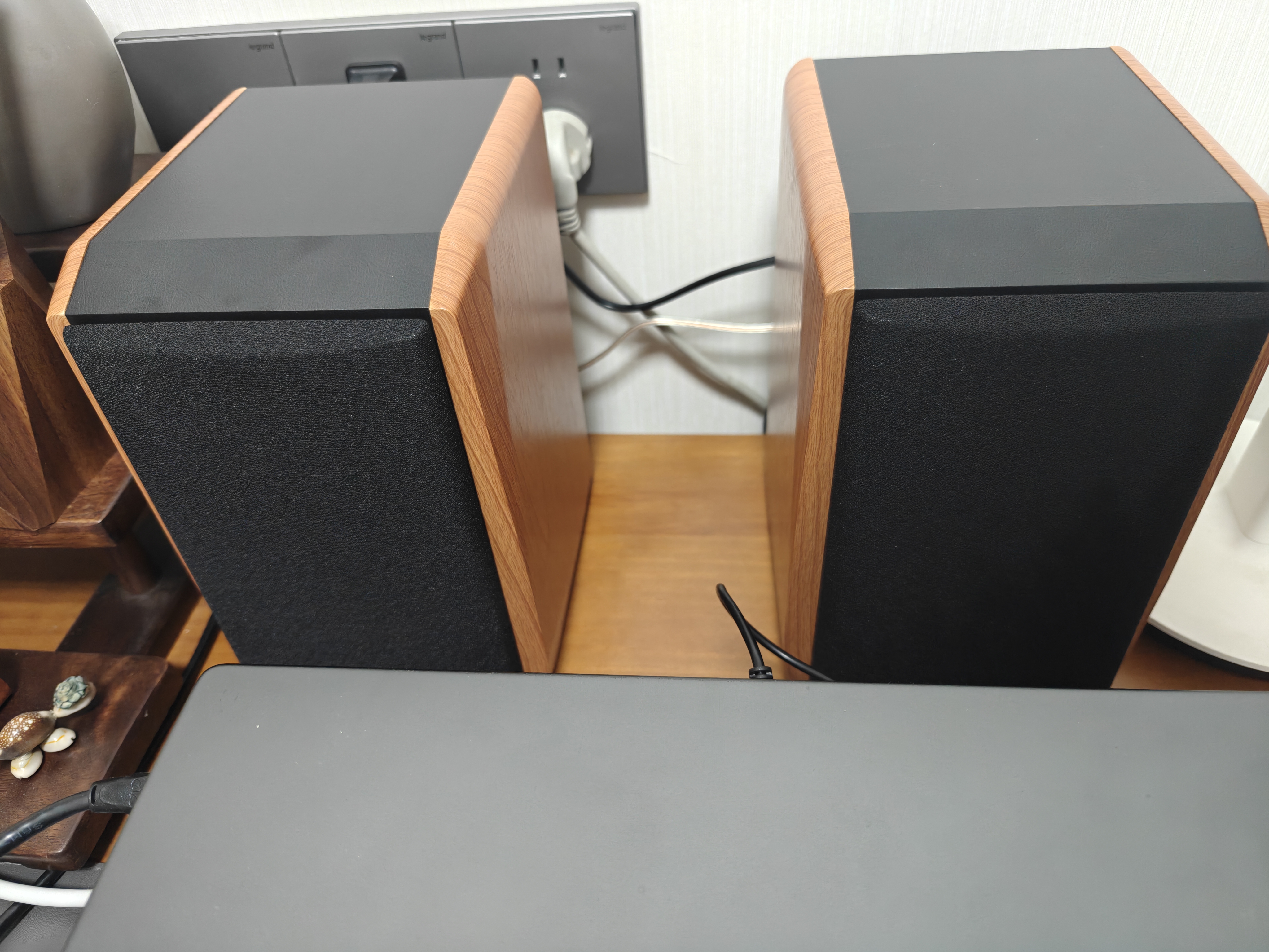 漫步者（EDIFIER）【2026年新款】R1000TC II 2.0声道电脑音响 台式机笔记本桌面音箱 音响 电脑音箱 实拍图