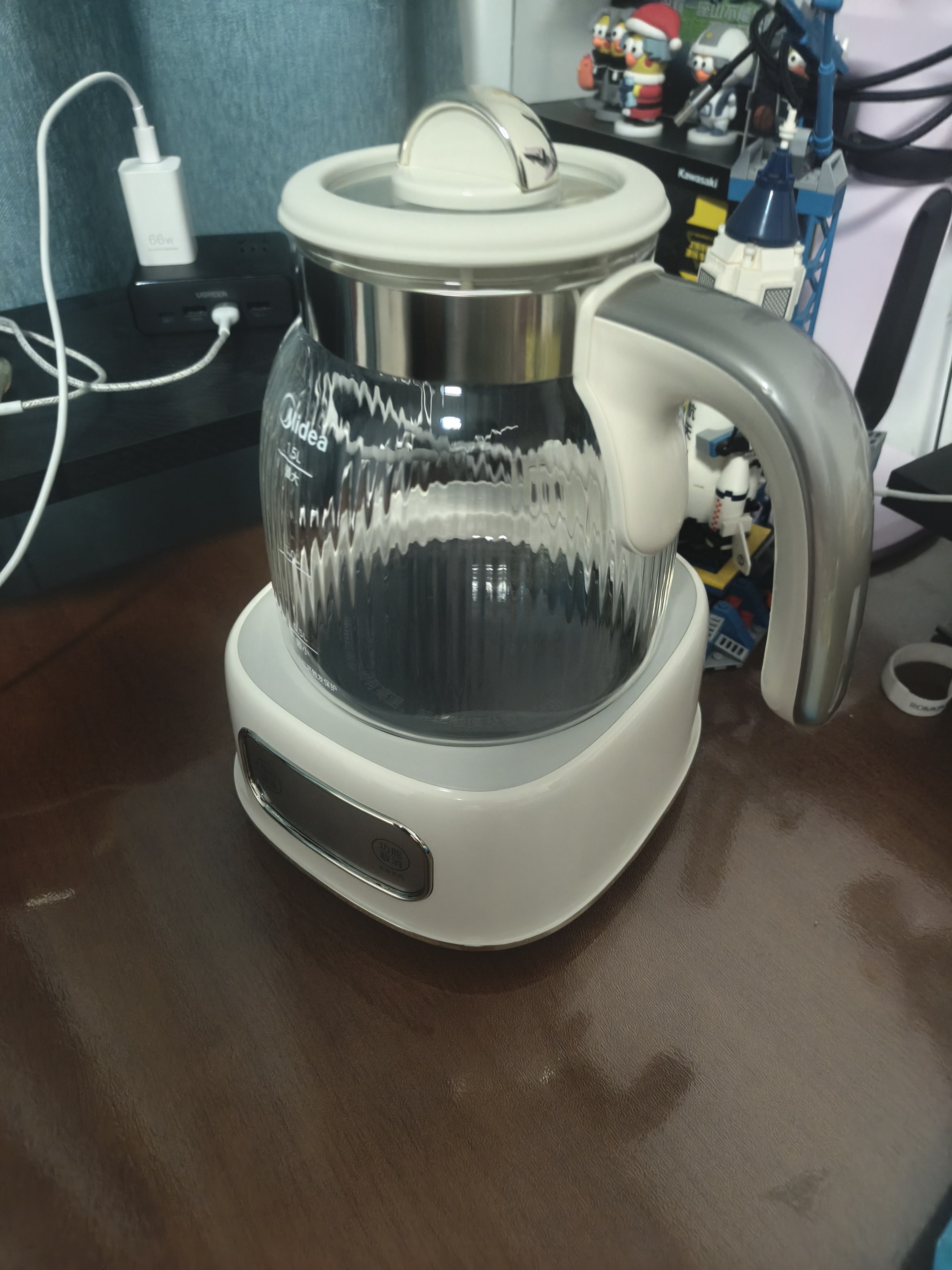 美的（Midea）0胶水全玻璃全自动养生壶煮茶壶母婴智能泡奶机烧水壶恒温电热水壶辅食机花茶壶 MK-YS15B105 1.5L 实拍图