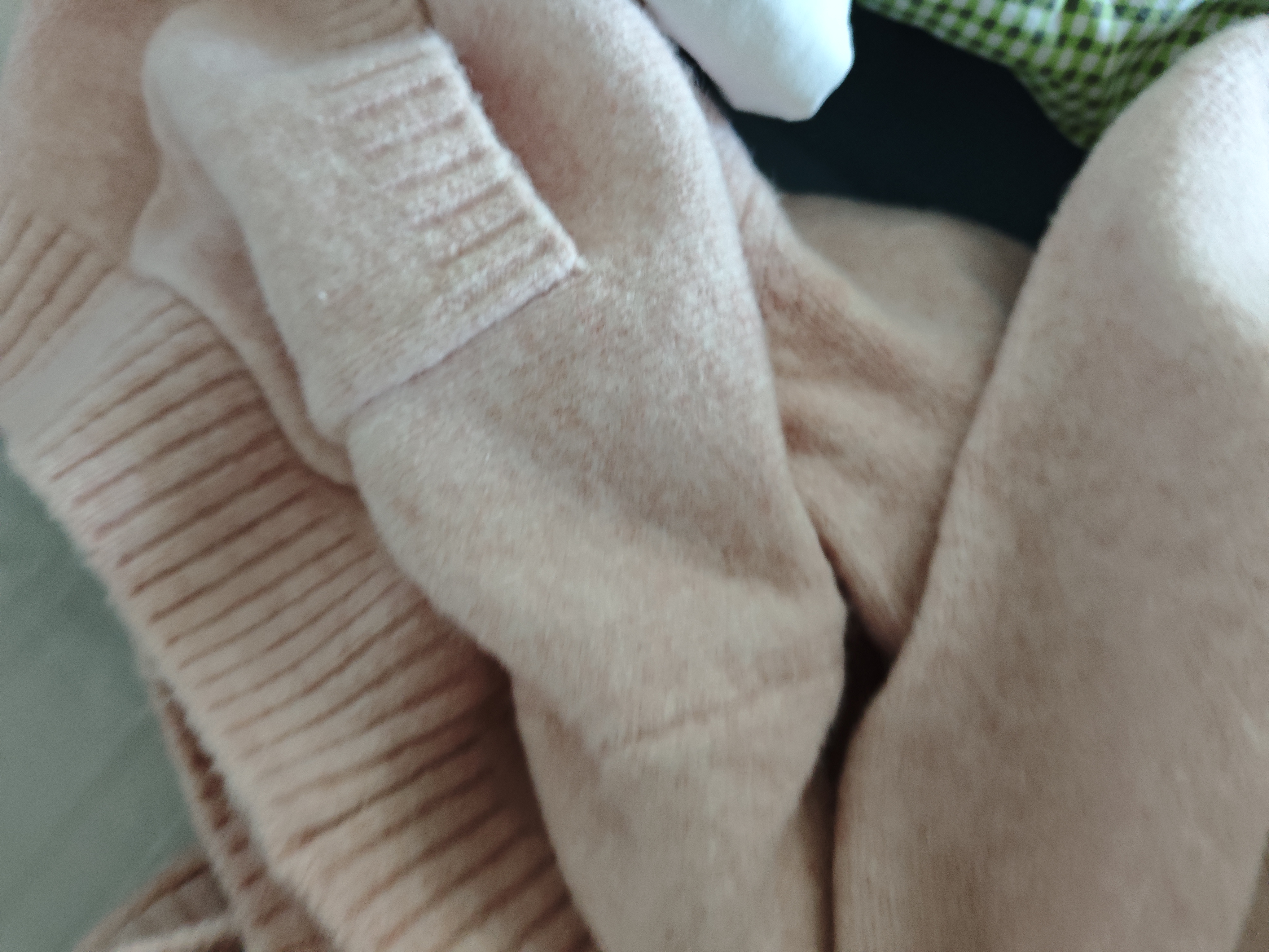 优衣库童装女童souffle yarn舒芙蕾开衫/长袖/舒芙蕾毛衣486825 10 水粉色 160 晒单实拍图