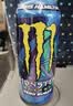 可口可乐（Coca-Cola）魔爪 原味 能量 运动 功能饮料 330ml*12罐（黑罐） 实拍图
