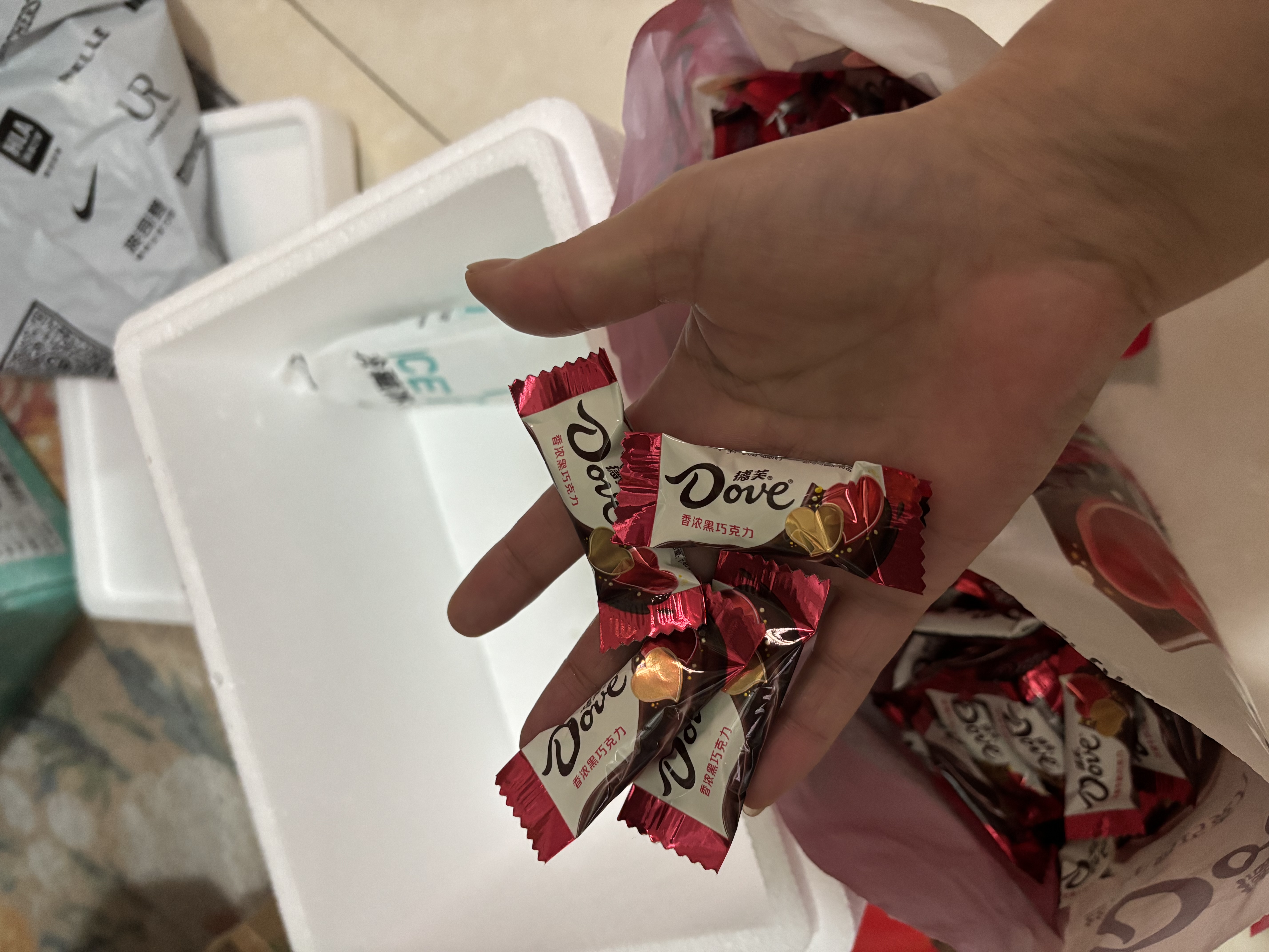 德芙 牛奶巧克力 袋装500g 单颗4.5g 年糖 婚庆喜糖 伴手礼 零食 糖果 实拍图