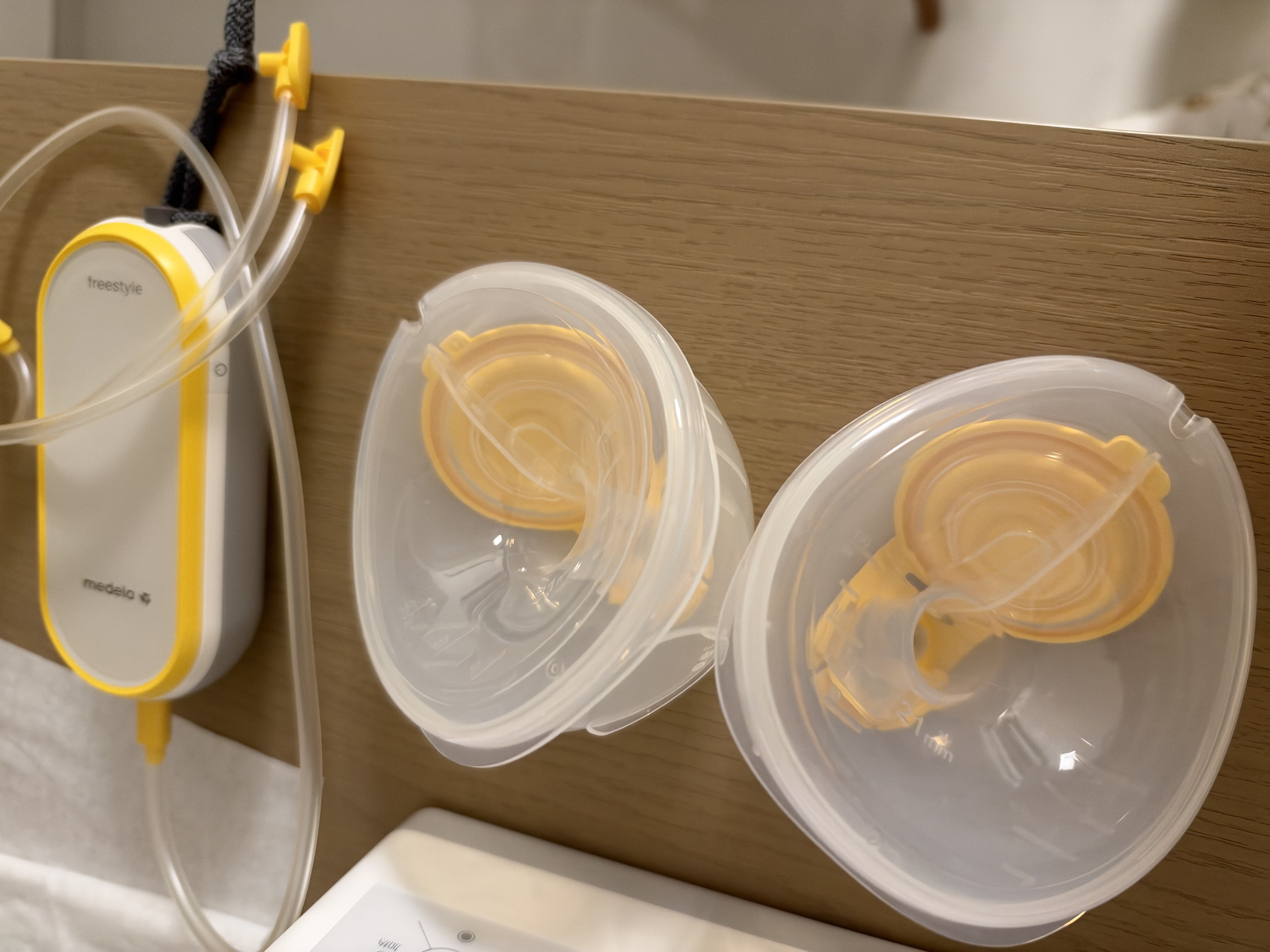 美德乐（Medela）吸奶器电动吸乳器可穿戴式享韵免手扶双边一体式防逆流按摩 实拍图
