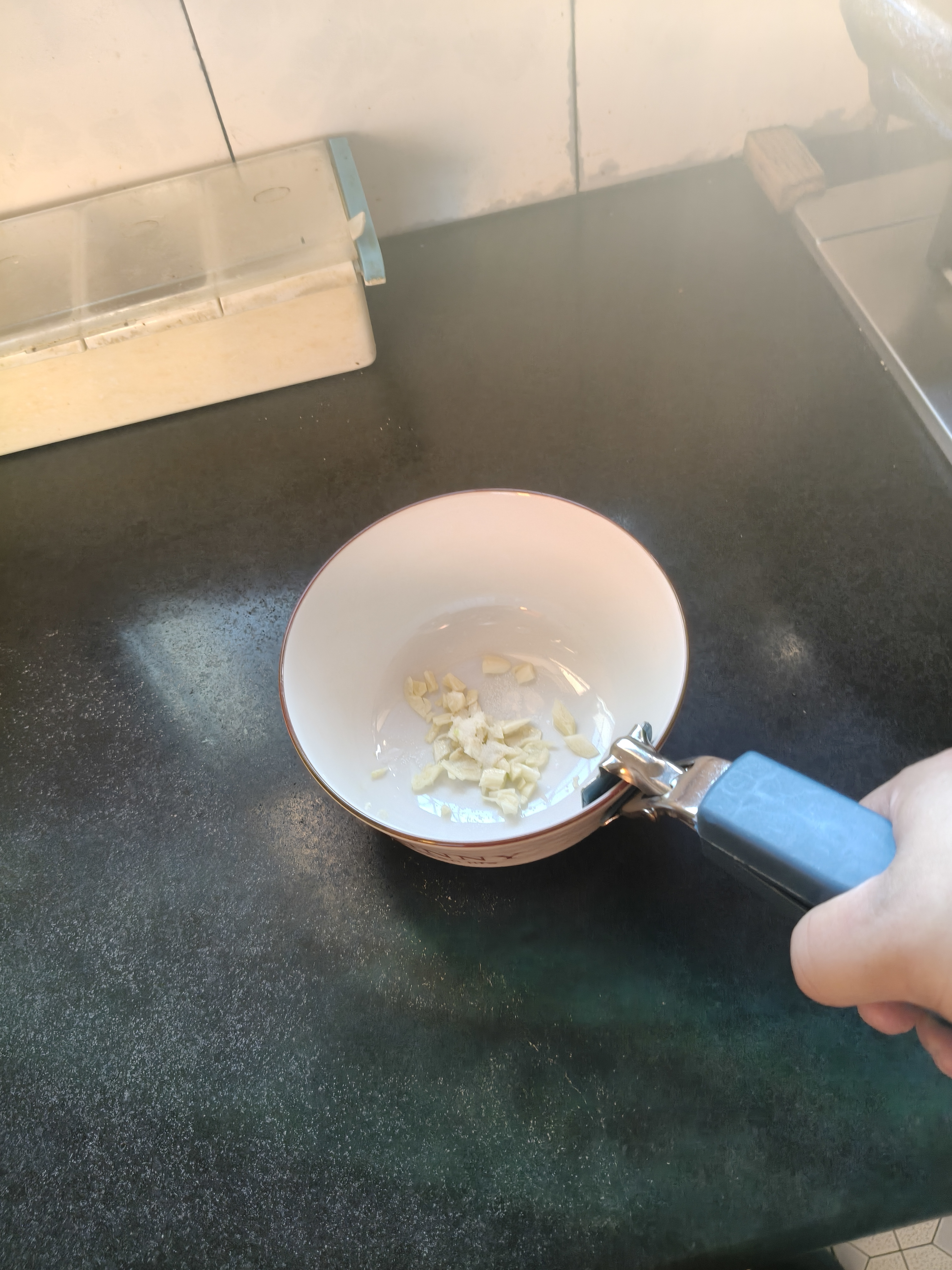 小熊取碗夹防烫夹厨房神器碗夹盘子夹蒸菜夹取器防滑防烫手夹盘提 小熊【取碗夹】 实拍图