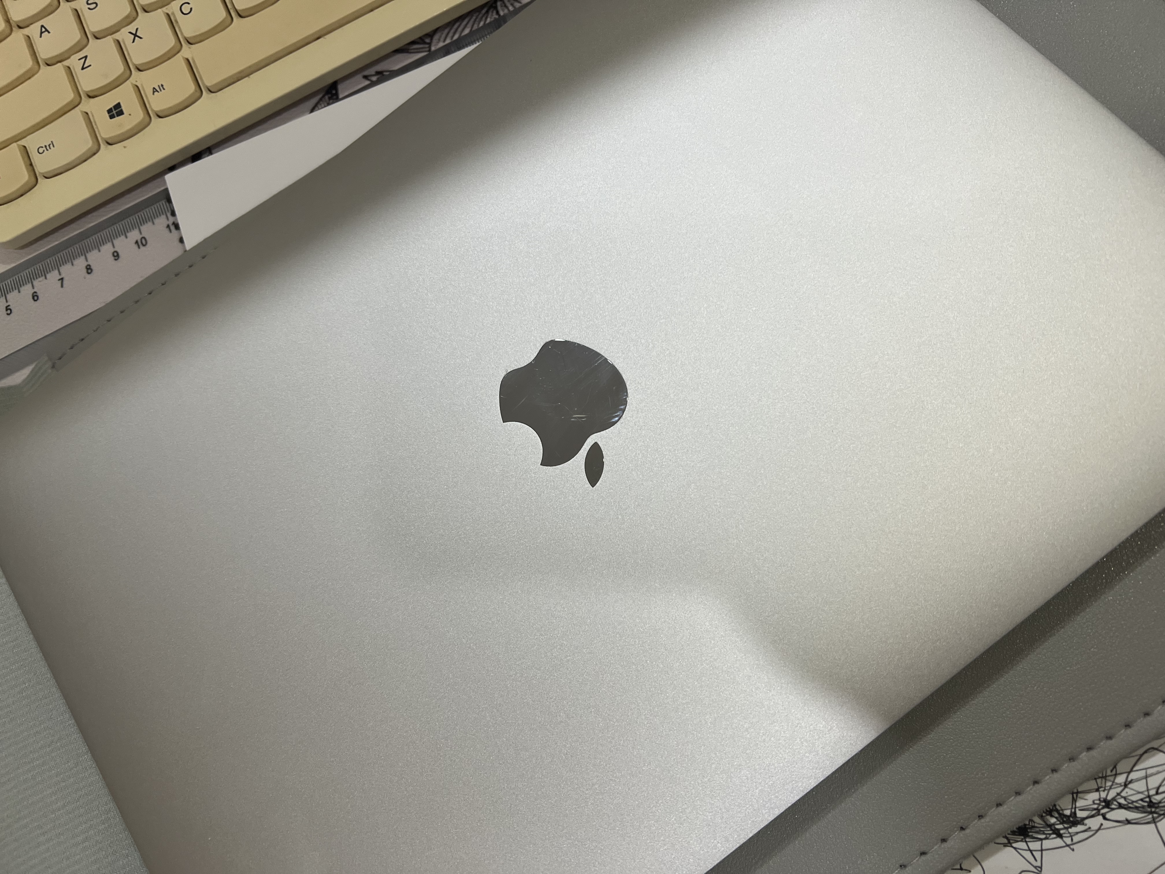 苹果（Apple） MacBook Pro/Air 二手苹果笔记本电脑 商务 办公 游戏 设计 剪辑 99新20款P42灰P72银十代16G/512G 实拍图