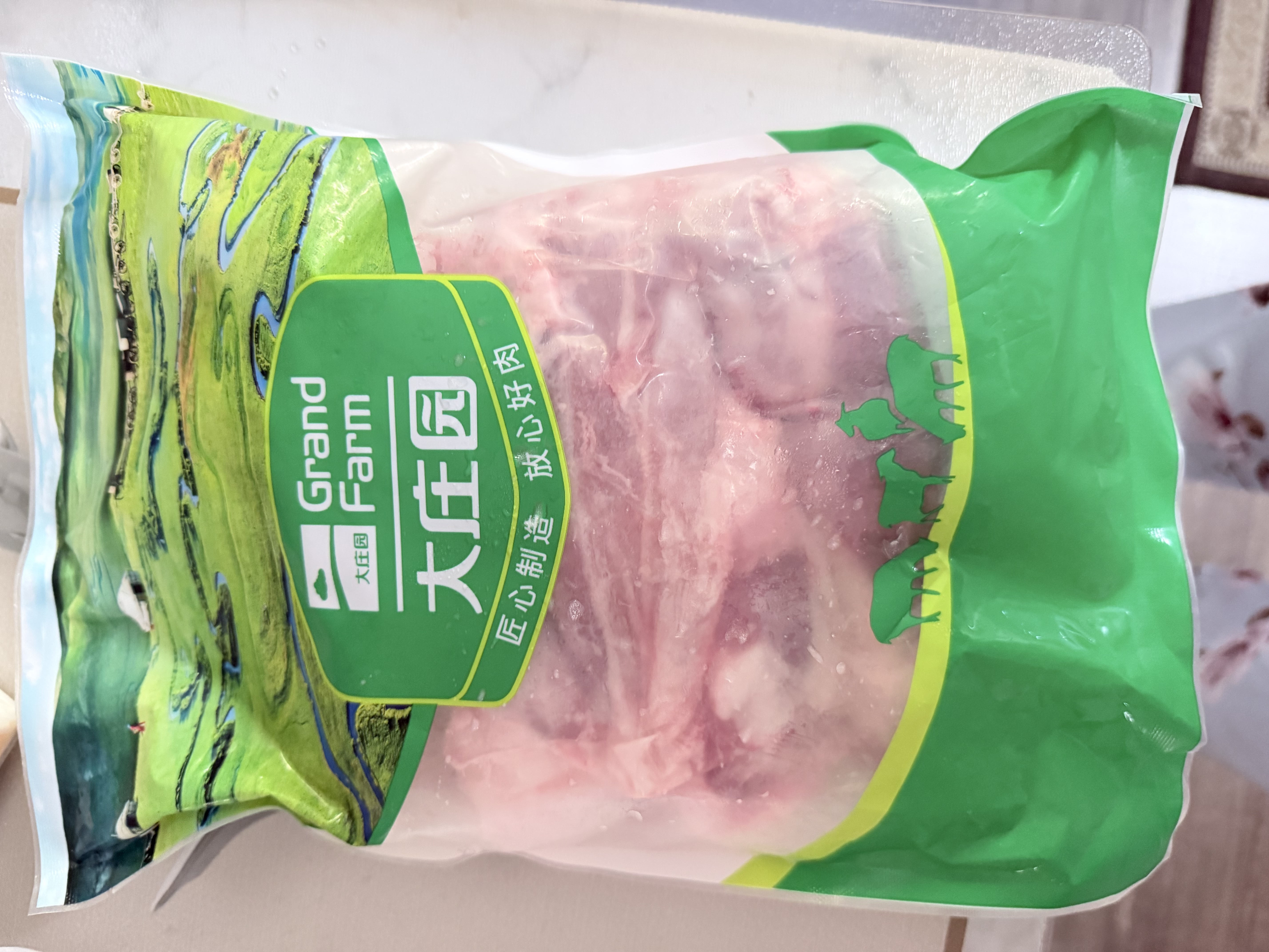 大庄园甄选 内蒙乌珠穆沁羔羊原切小腿块净重2.4斤 烧烤炖煮【草地羊】 实拍图