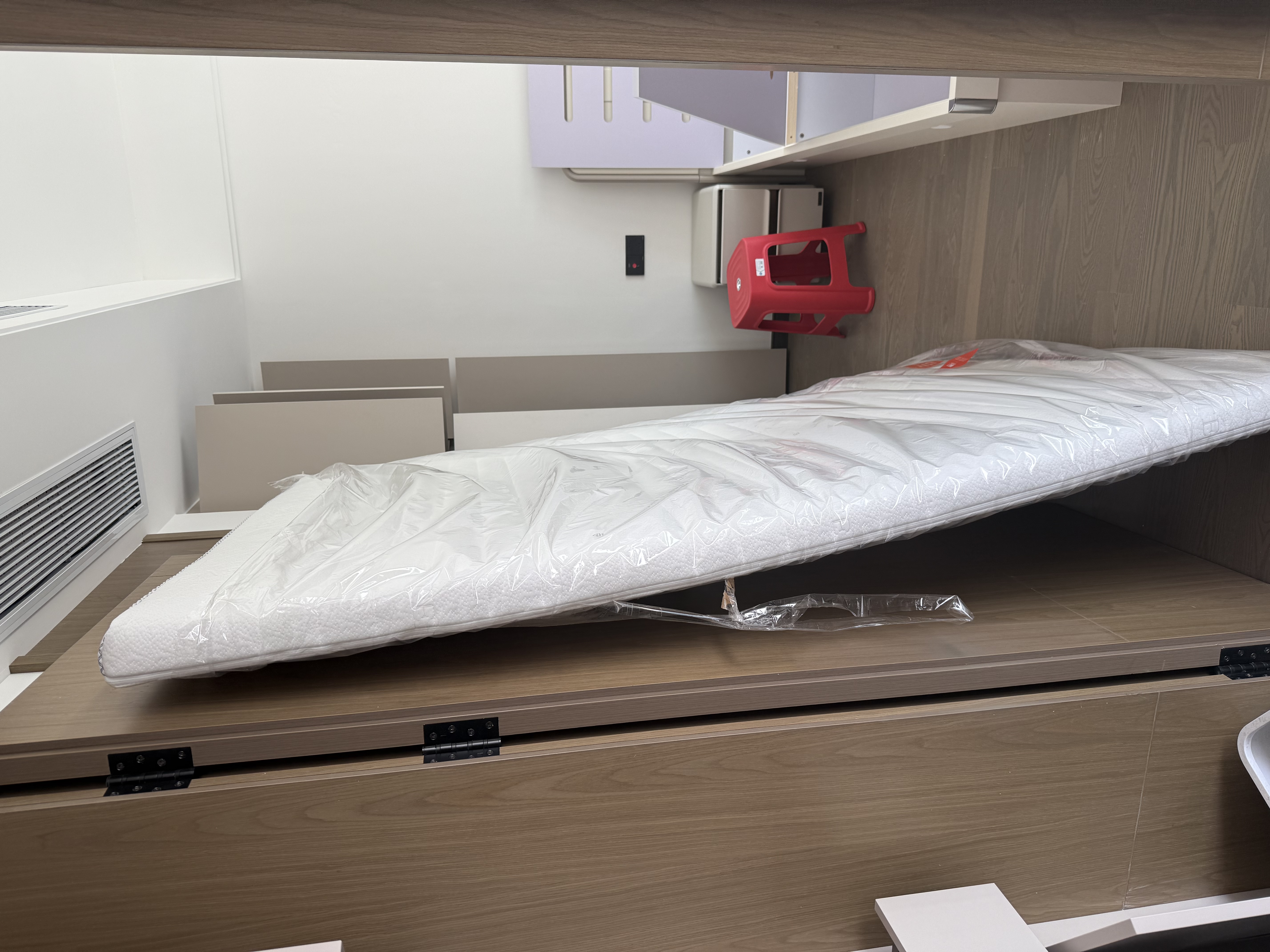 全友家居 茉伊真皮床1.8米x2米奶油风头层牛皮艺高箱储物主卧双人大床 实拍图